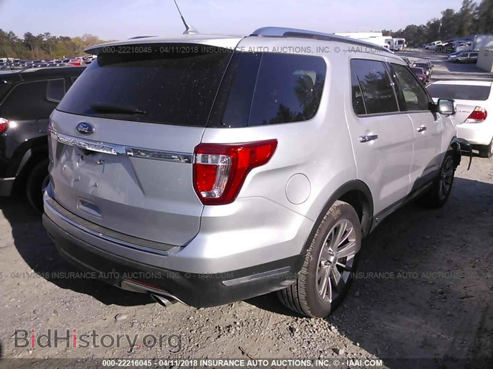2018 Ford Explorer - VIN: 1FM5K7F82JGA81948 - Фото 4
