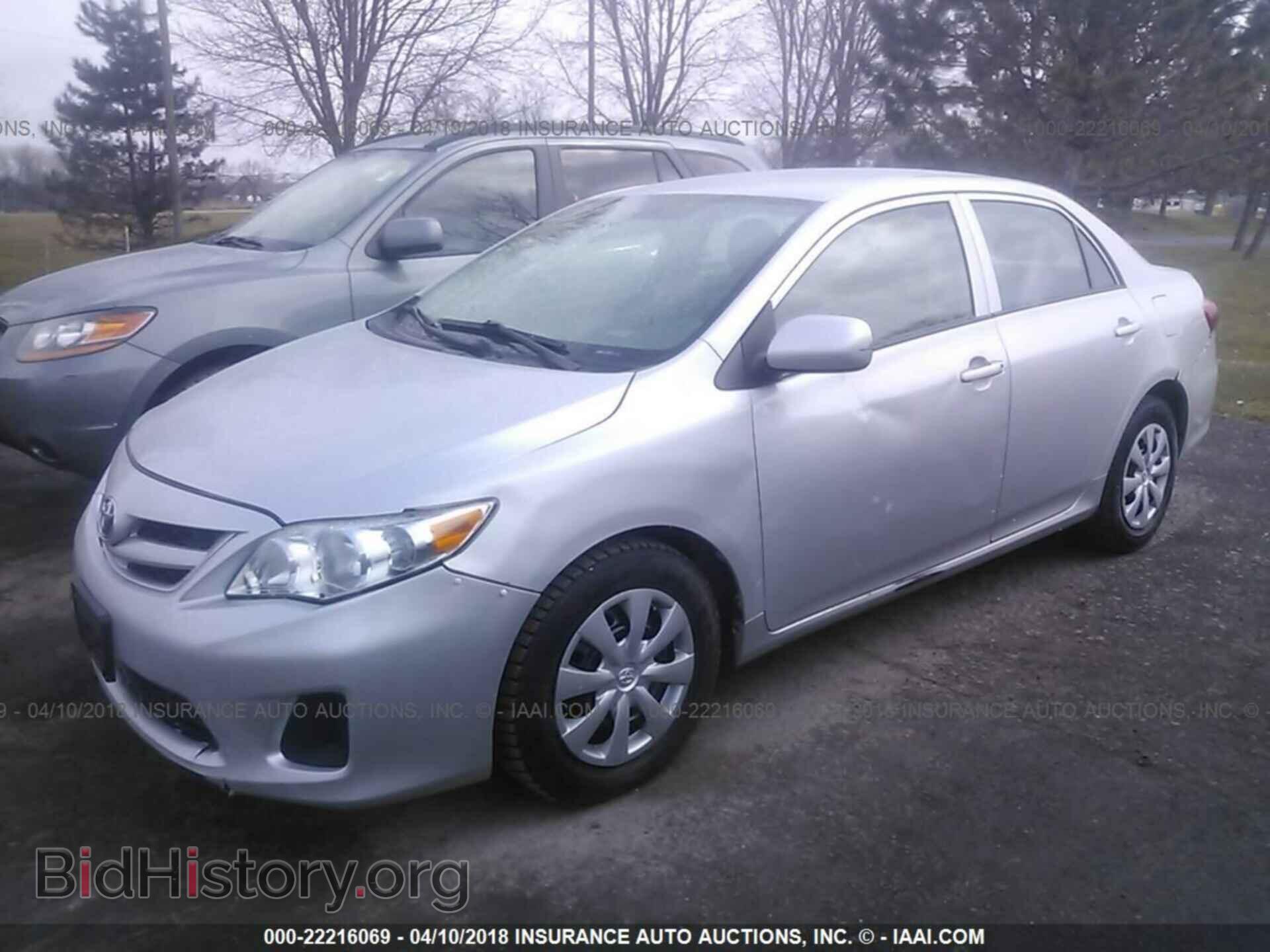 2013 Toyota Corolla - VIN: 2T1BU4EE2DC074461 - Photo 2
