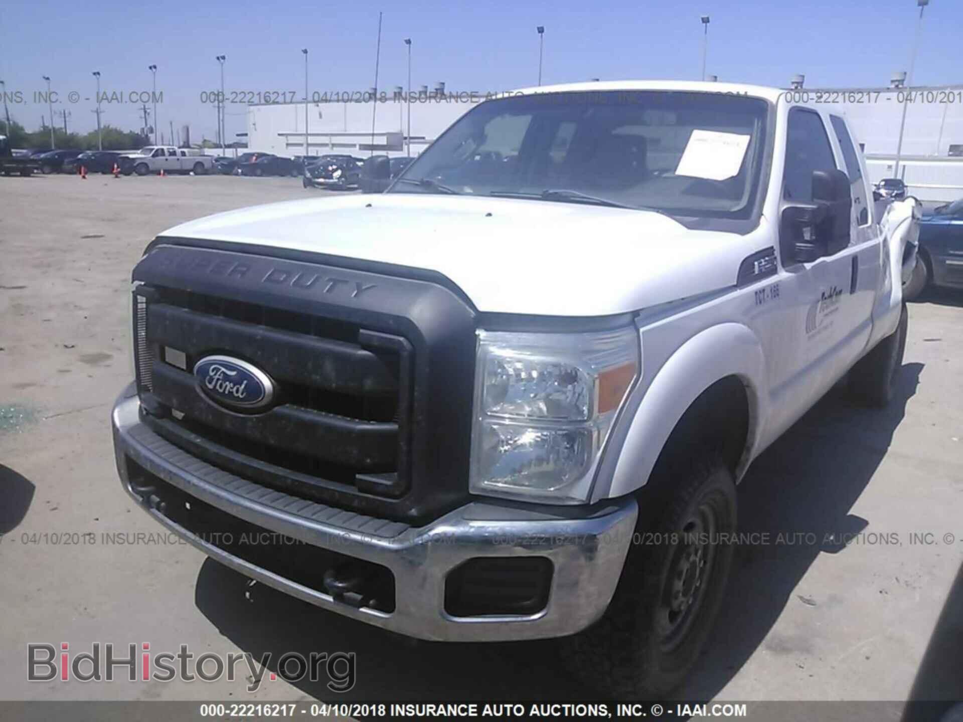 2011 Ford F250 - VIN: 1FT7X2B62BEA51030 - Фото 2
