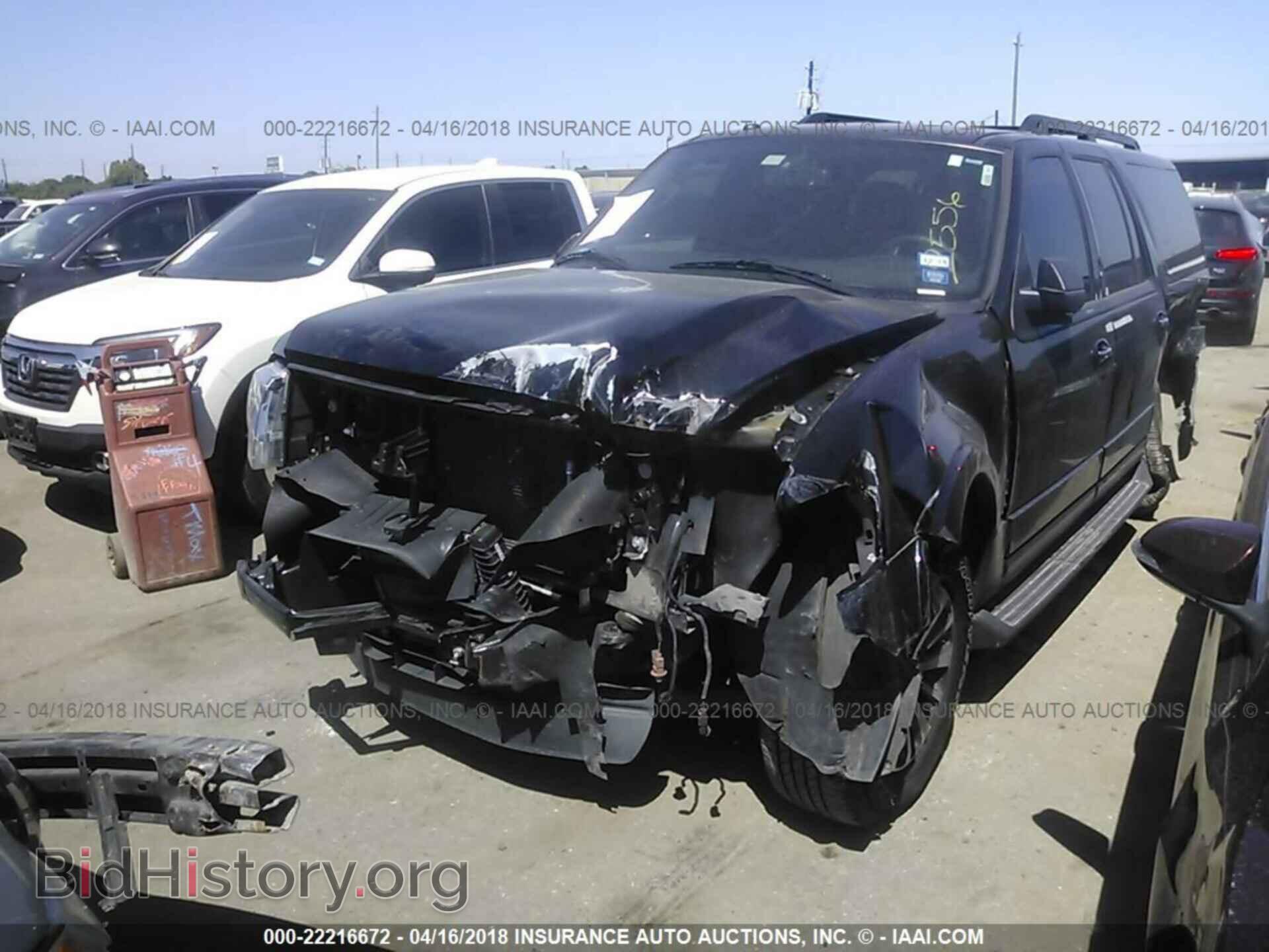 2017 Ford Expedition - VIN: 1FMJK1HT8HEA82556 - Фото 2
