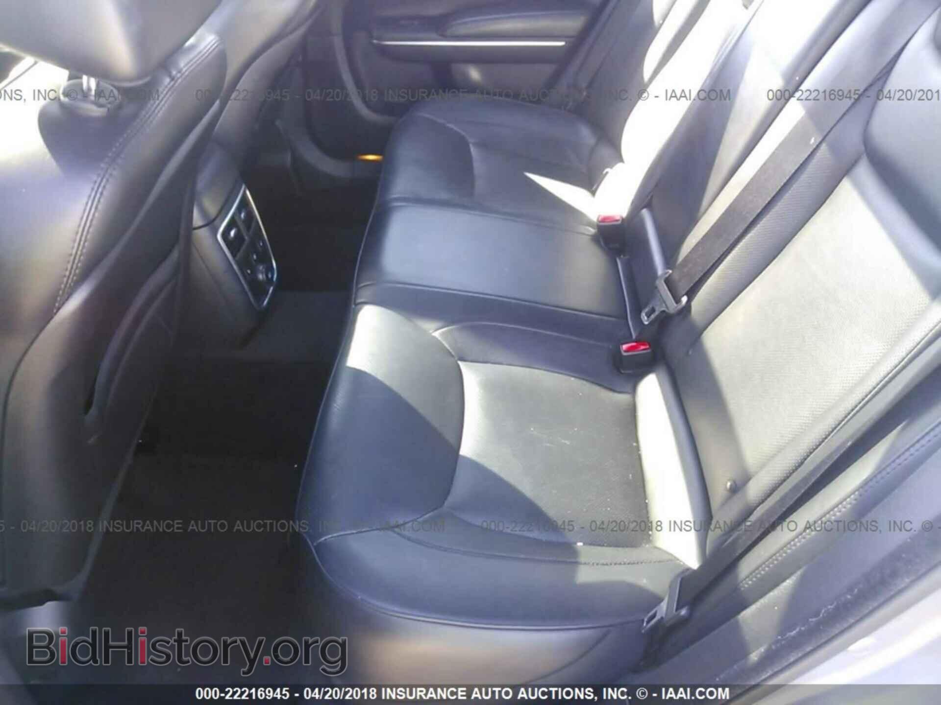 2014 Chrysler 300c - VIN: 2C3CCAET7EH382855 - Фото 8