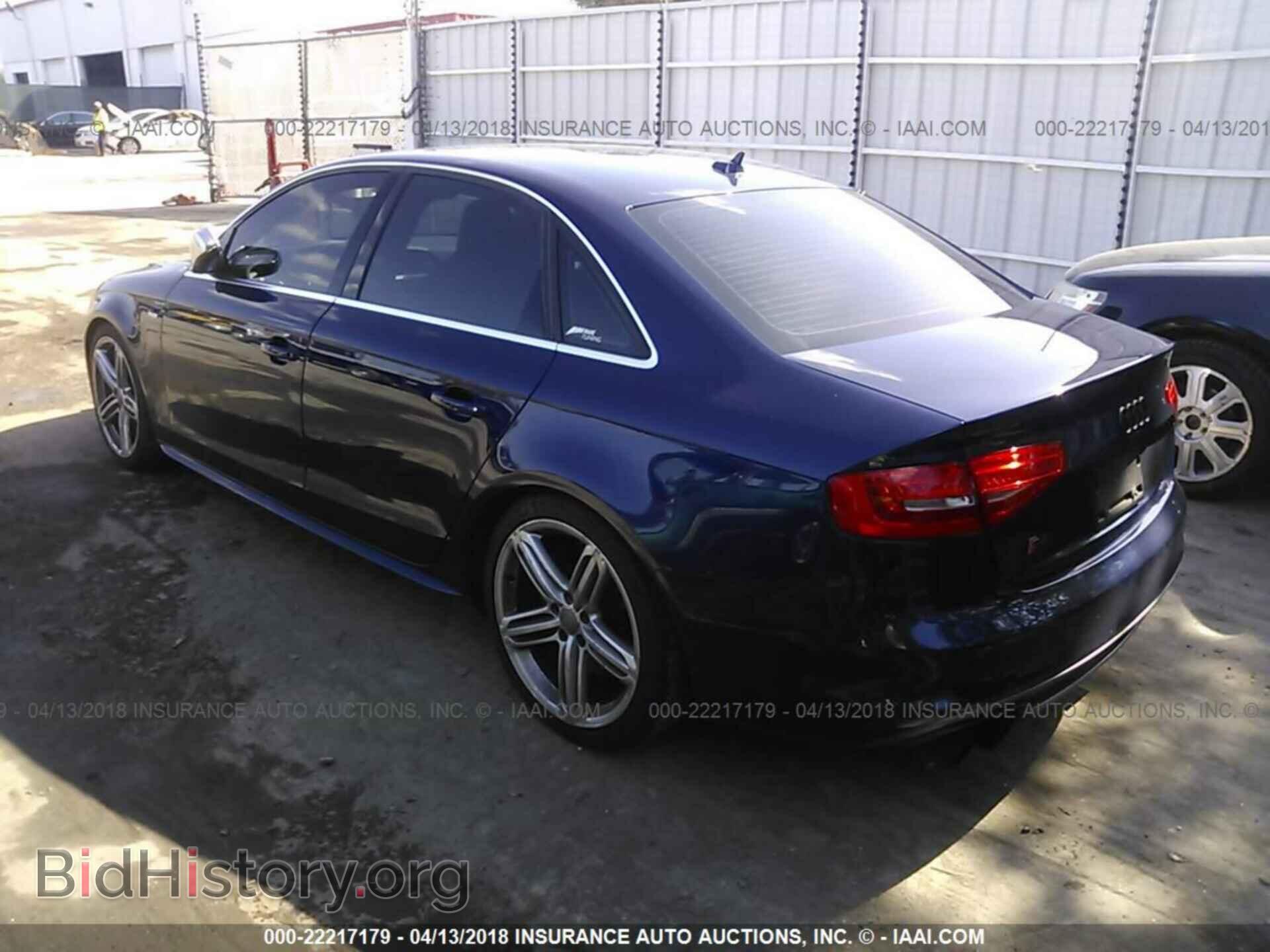 2014 Audi S4 - VIN: WAUDGAFL7EA036190 - Фото 3
