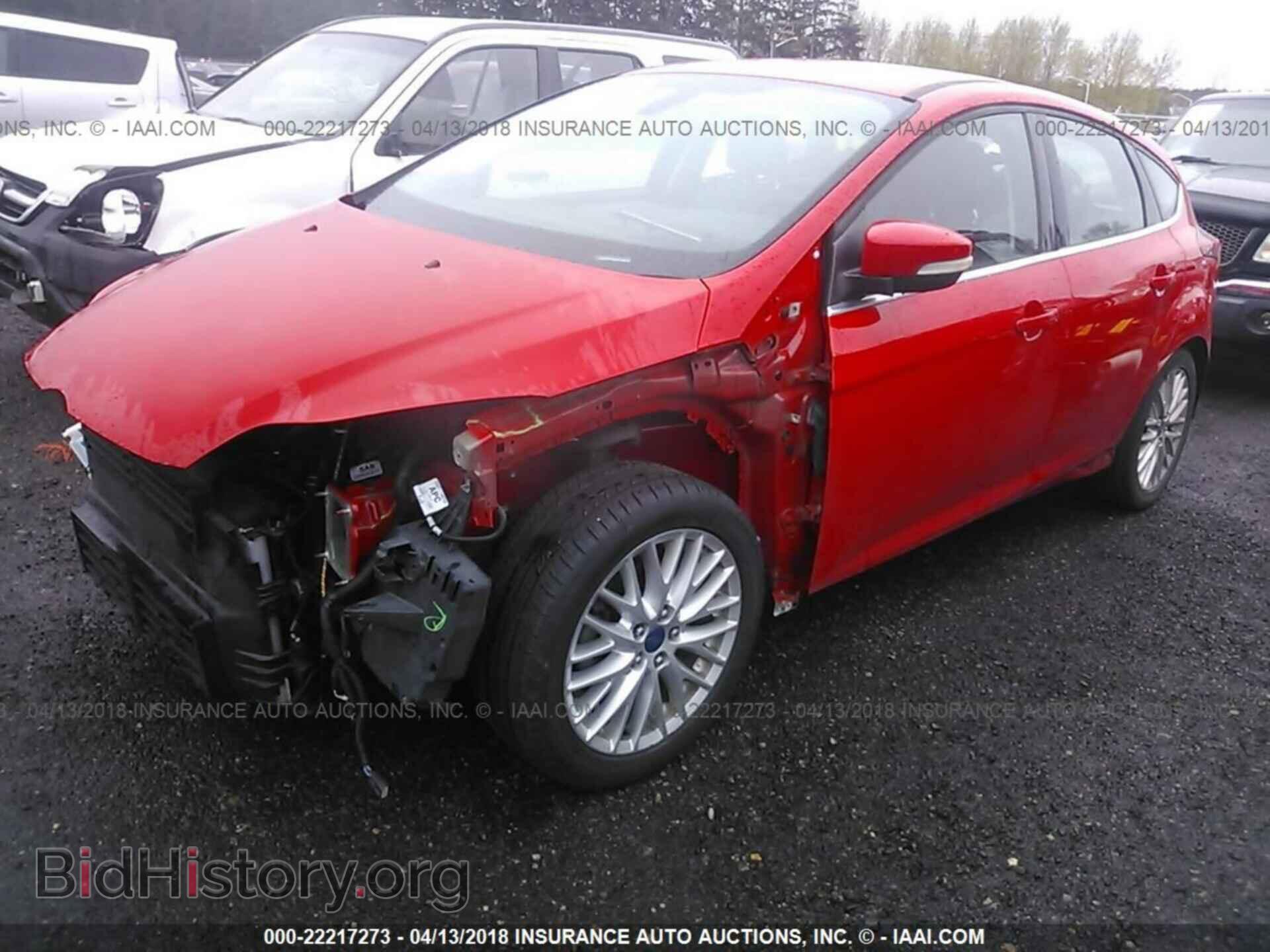 2012 Ford Focus - VIN: 1FAHP3M23CL237683 - Photo 2
