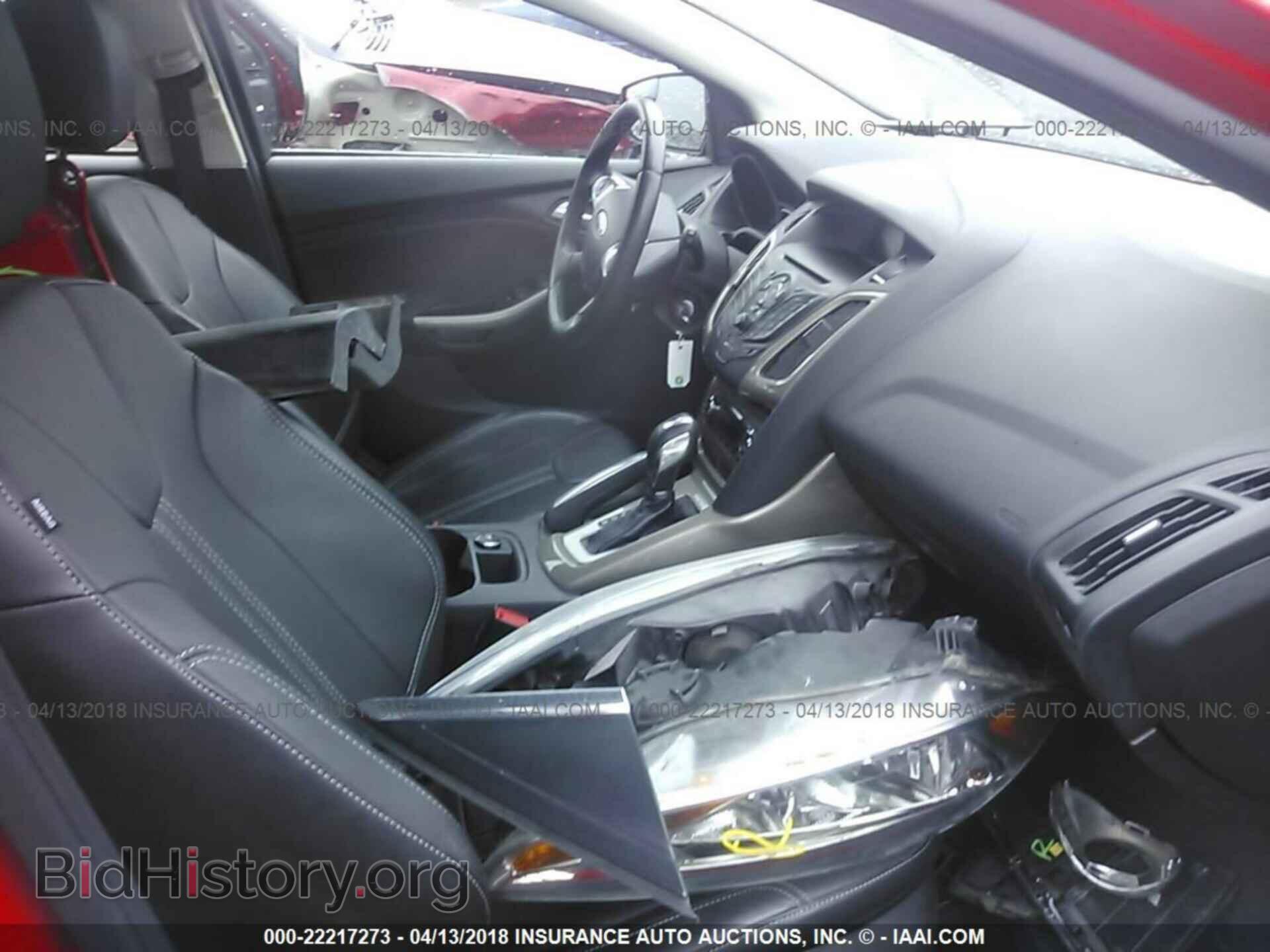 2012 Ford Focus - VIN: 1FAHP3M23CL237683 - Photo 5