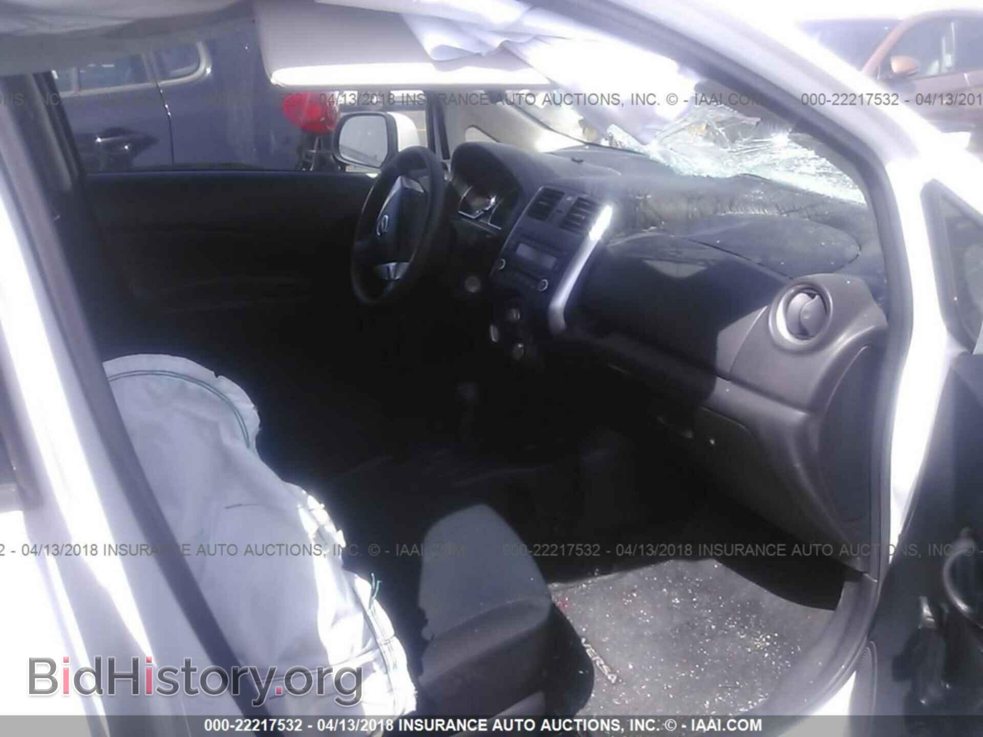 2014 Nissan Versa note - VIN: 3N1CE2CP8EL437390 - Фото 5