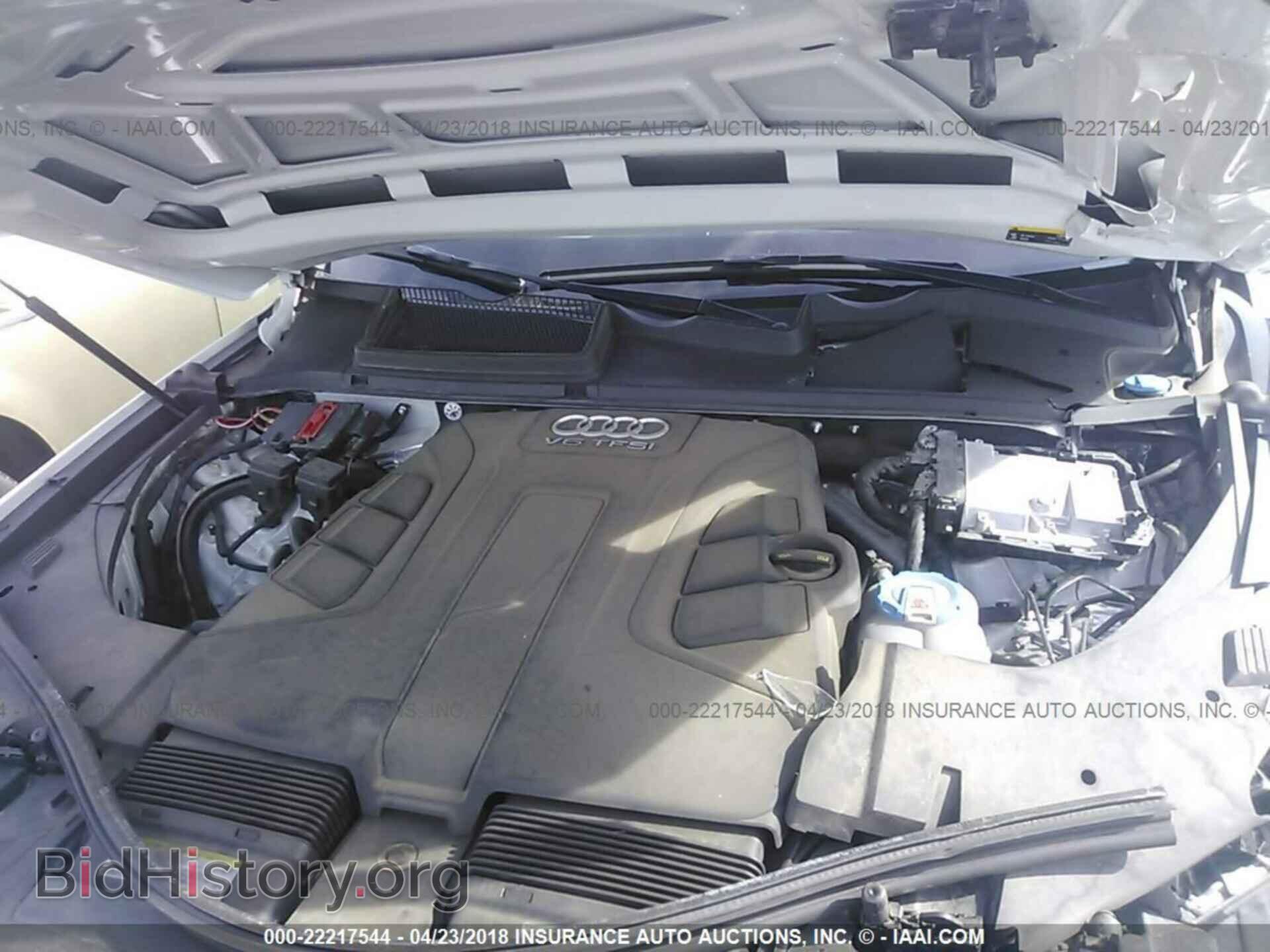 2017 Audi Q7 - VIN: WA1LAAF7XHD022932 - Photo 10