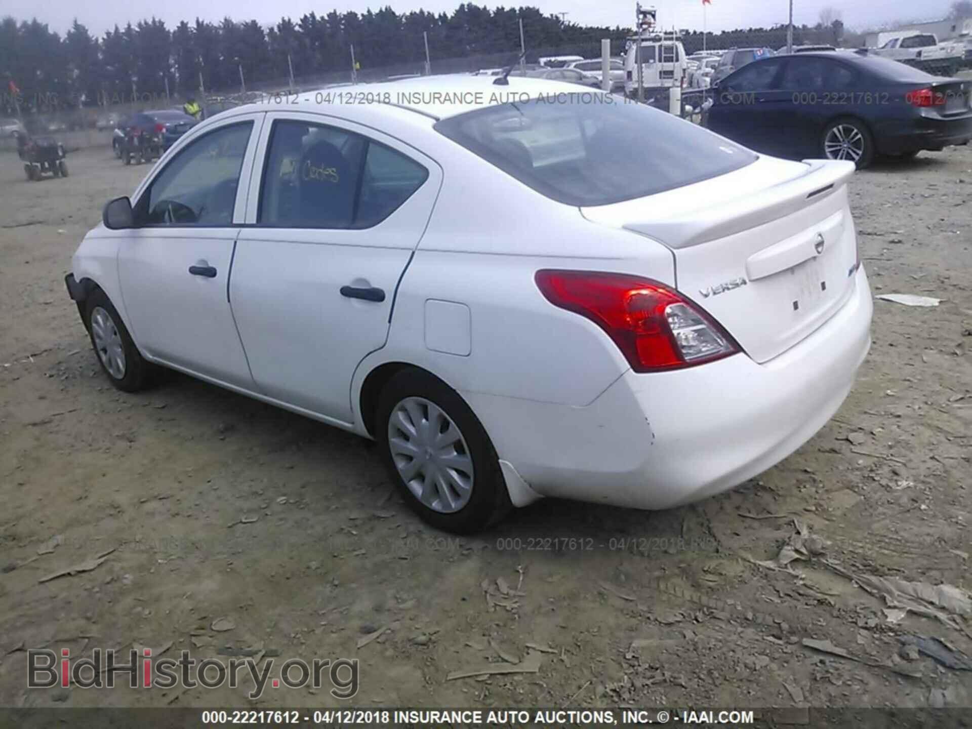 2014 Nissan Versa - VIN: 3N1CN7AP2EL838482 - Фото 3