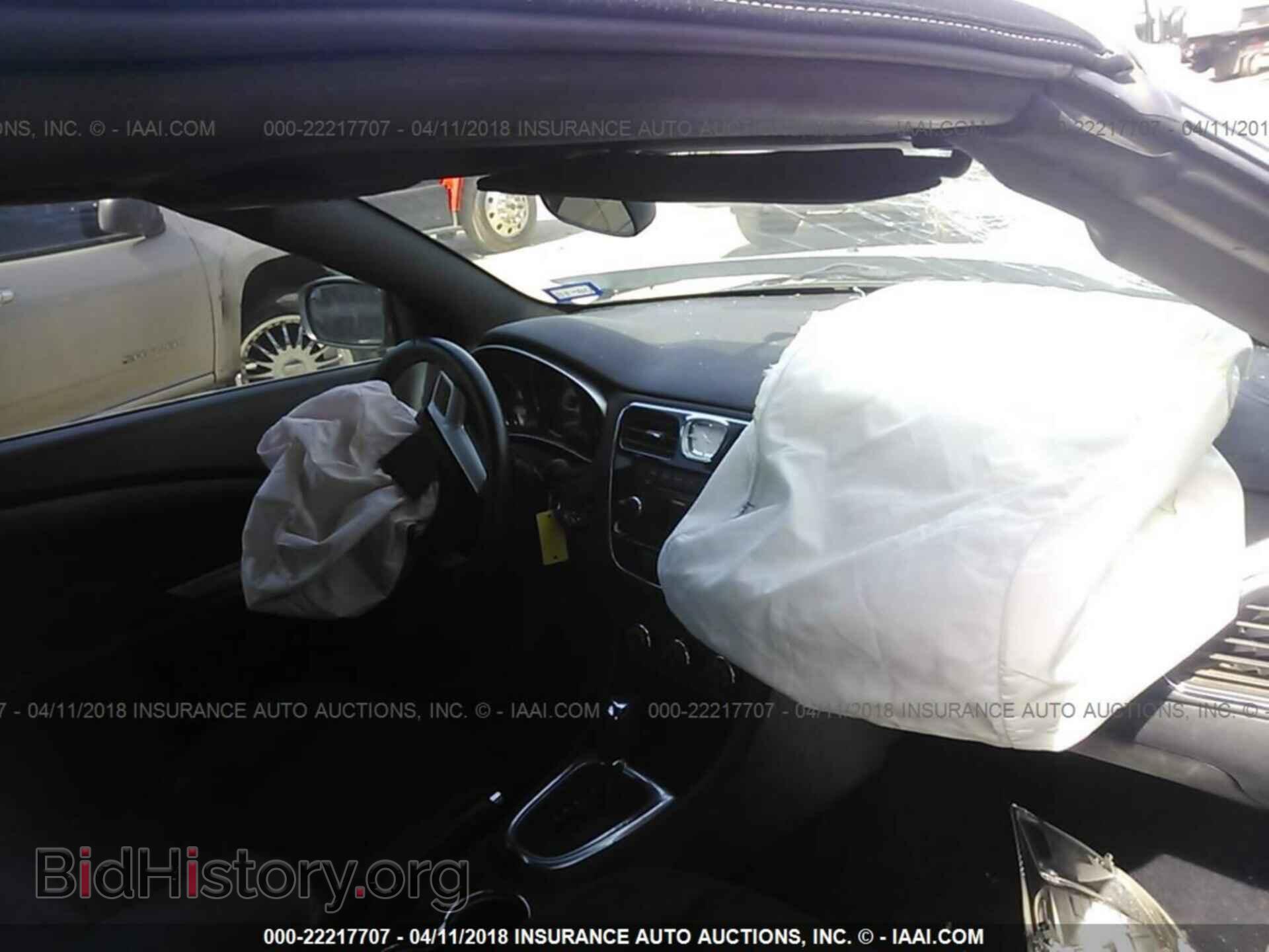 2013 Chrysler 200 - VIN: 1C3BCBEB0DN526969 - Photo 5