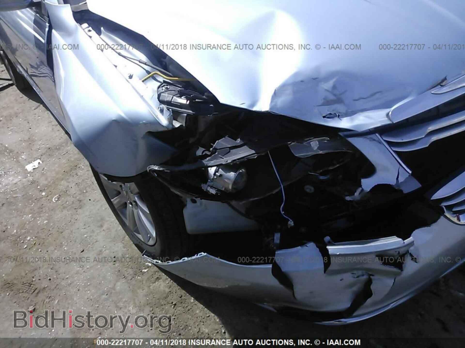 2013 Chrysler 200 - VIN: 1C3BCBEB0DN526969 - Photo 6