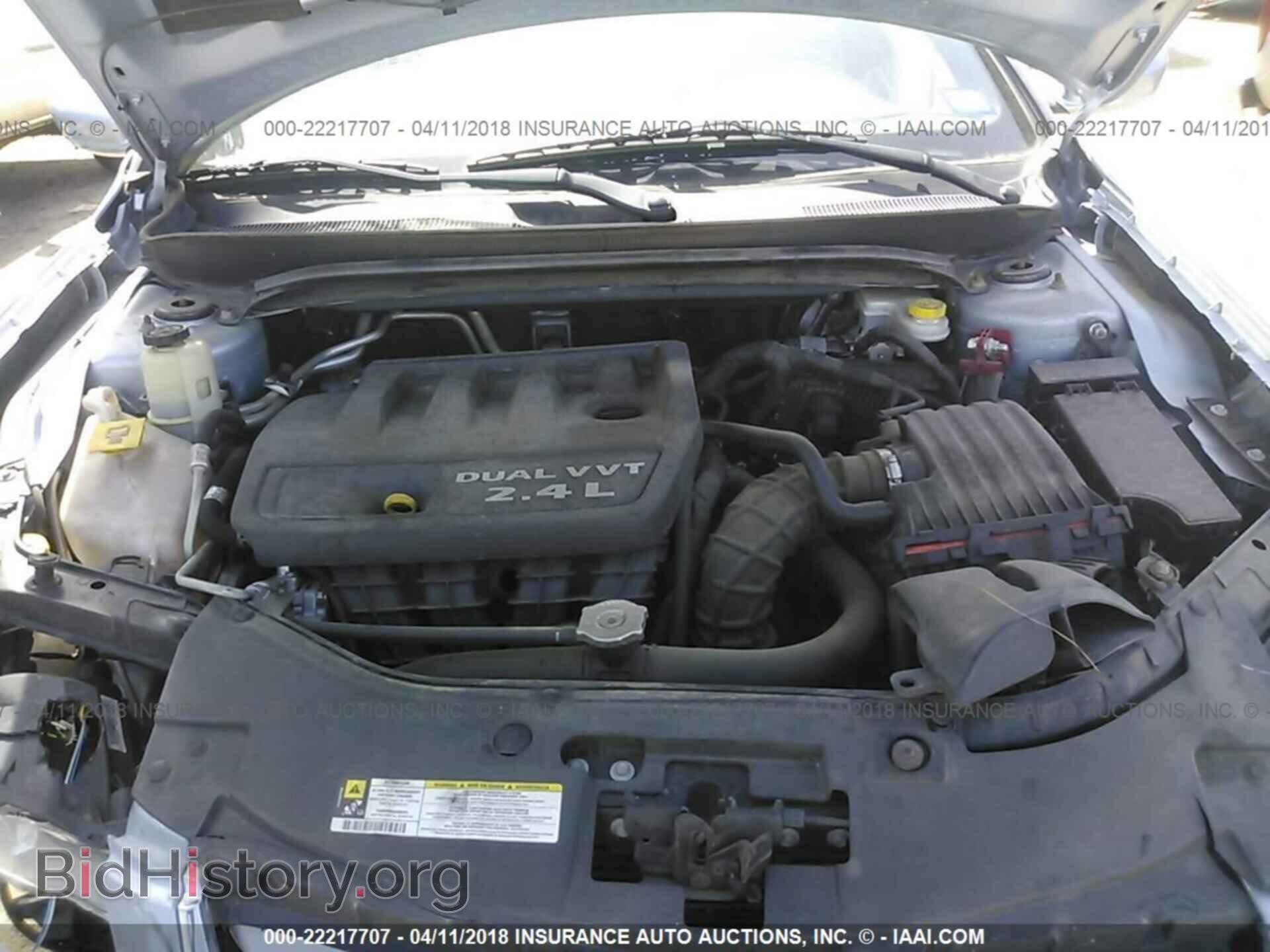 2013 Chrysler 200 - VIN: 1C3BCBEB0DN526969 - Photo 10