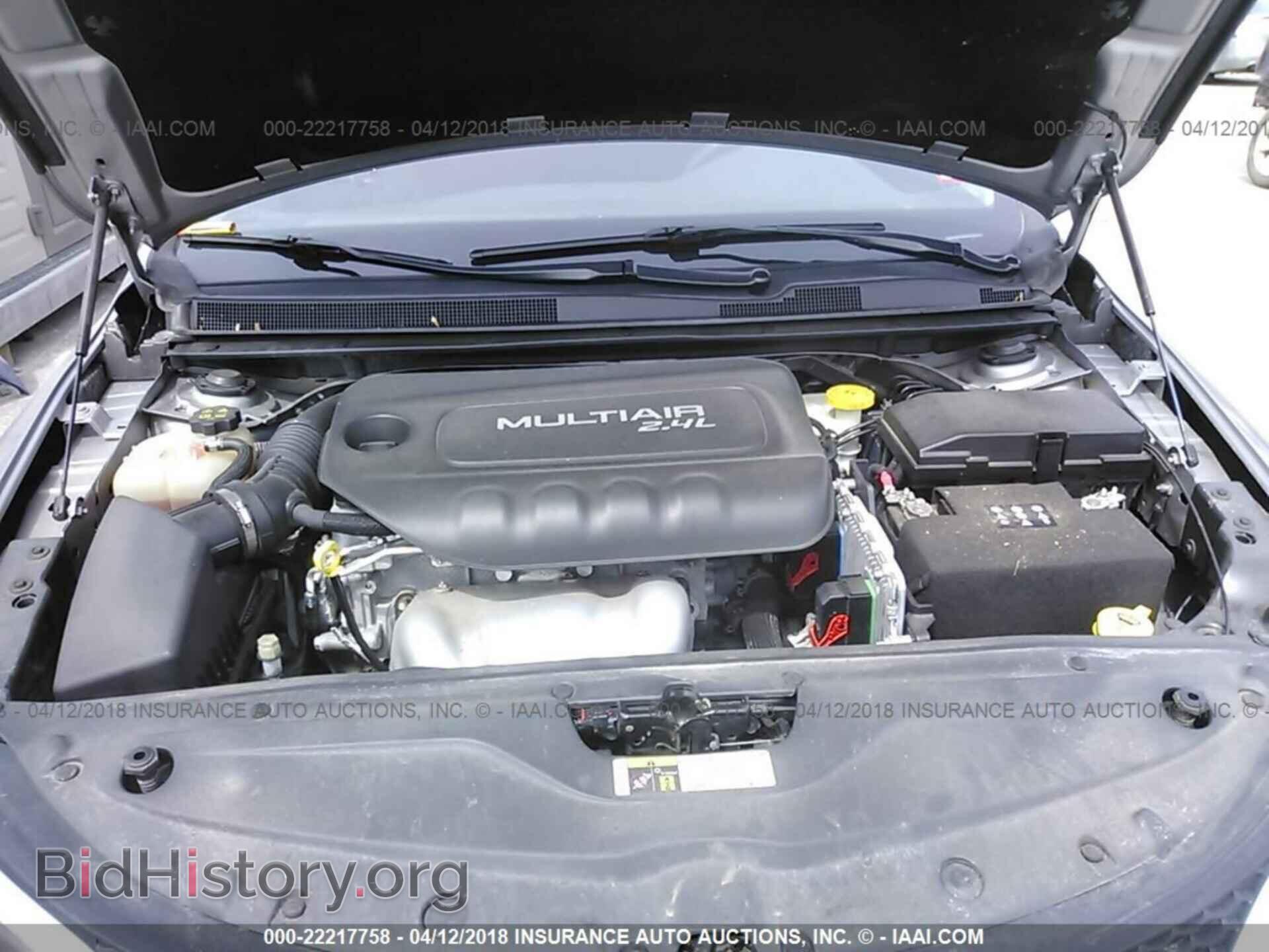 2015 Chrysler 200 - VIN: 1C3CCCAB9FN504858 - Фото 10