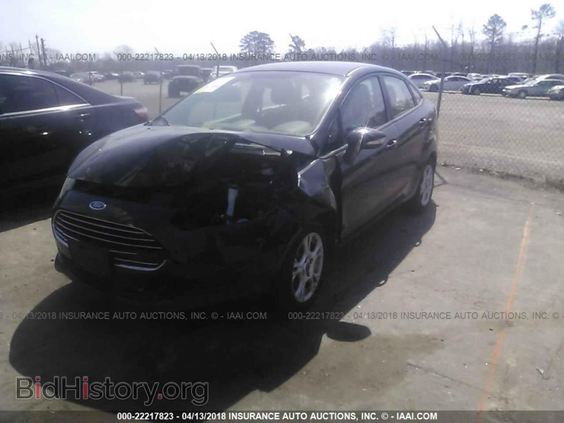 2014 Ford Fiesta - VIN: 3FADP4BJ6EM207514 - Фото 2