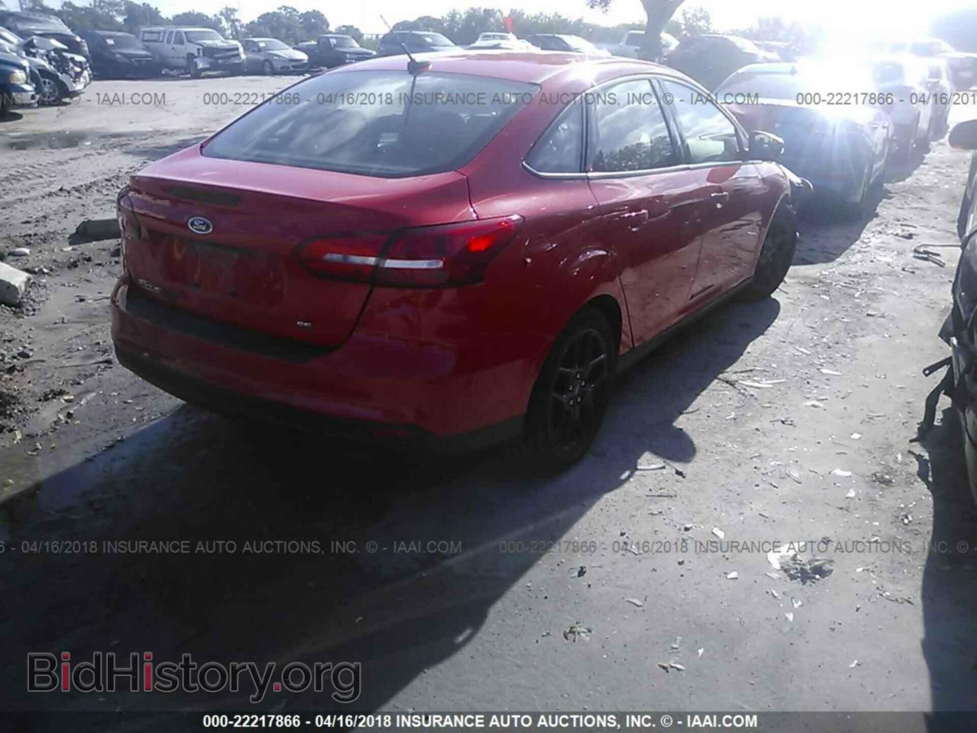 2016 Ford Focus - VIN: 1FADP3F24GL307158 - Фото 4