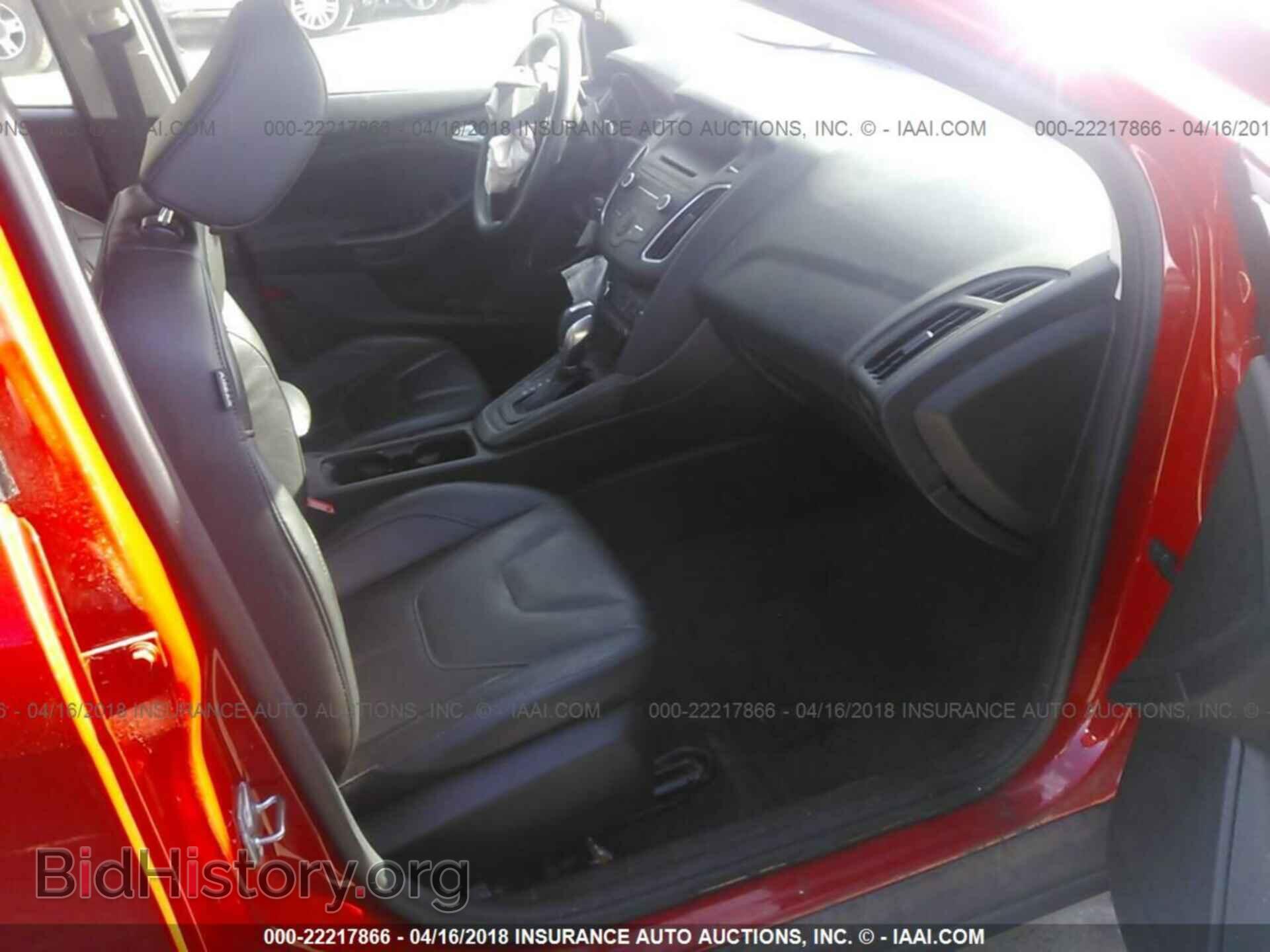 2016 Ford Focus - VIN: 1FADP3F24GL307158 - Фото 5