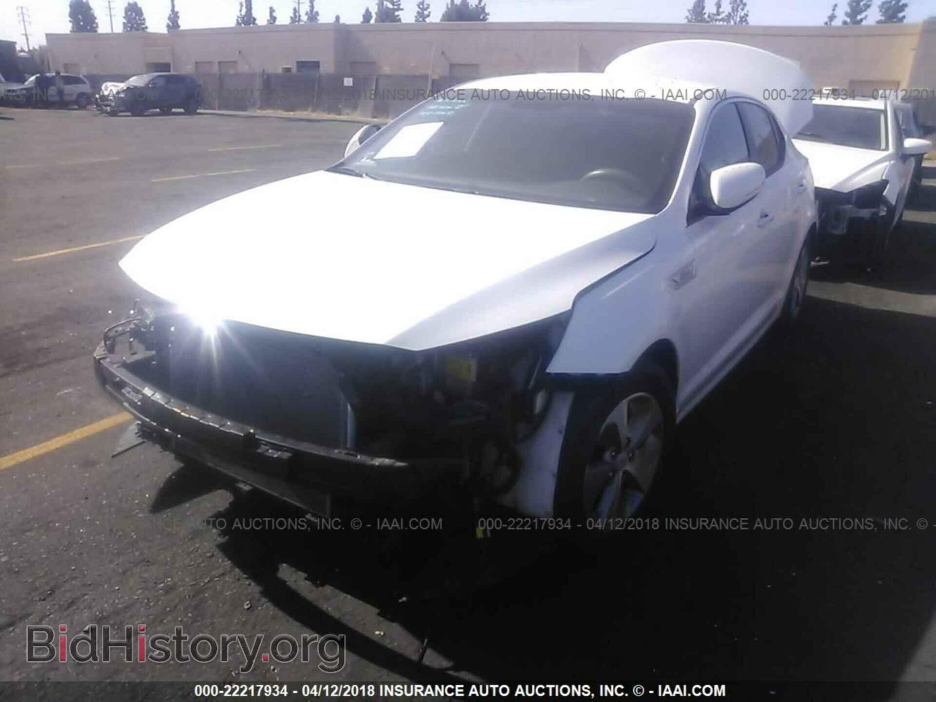 2015 Kia Optima - VIN: KNAGM4AD8F5082046 - Photo 2
