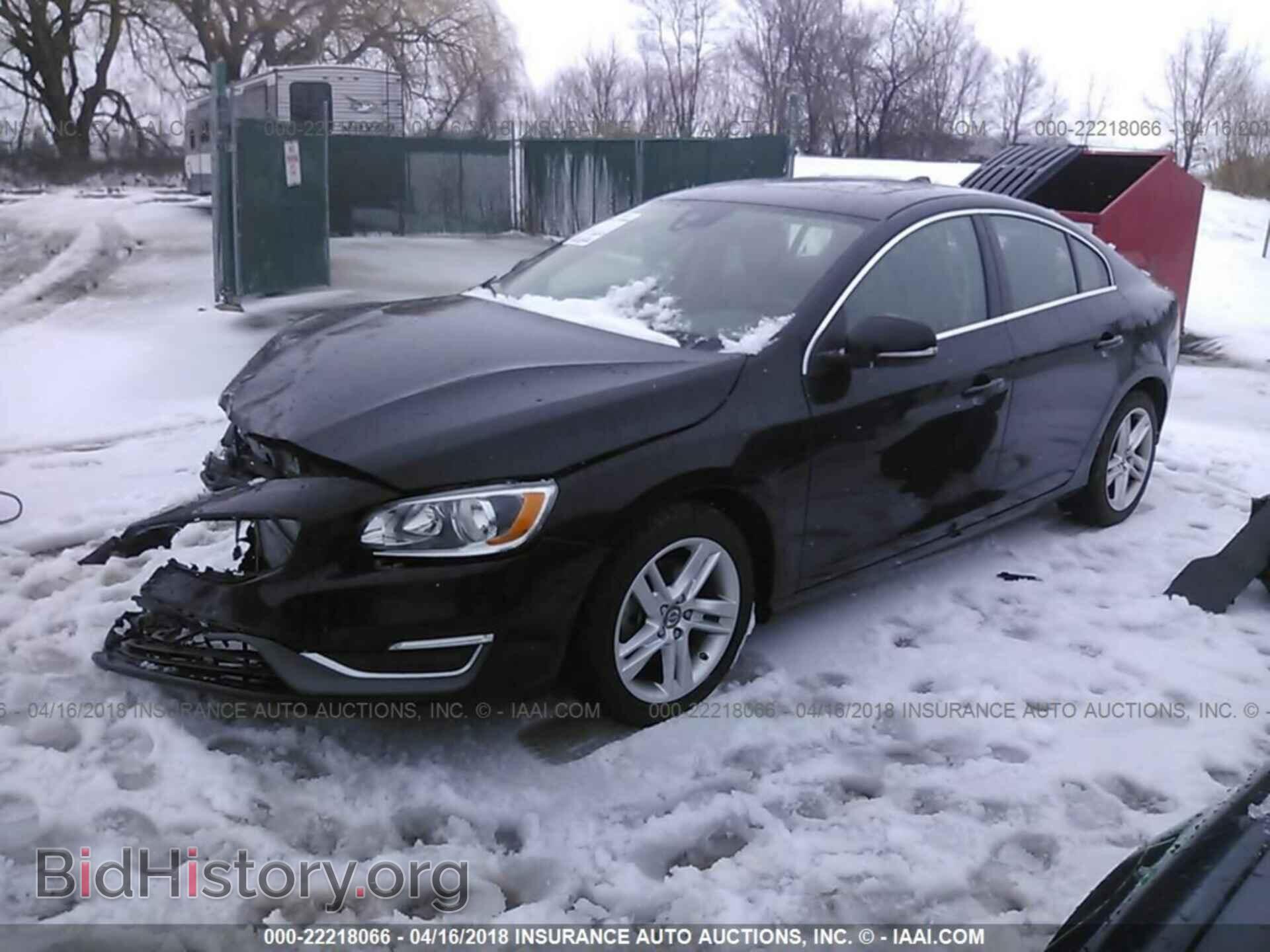 2015 Volvo S60 - VIN: YV126MFC2F2303725 - Фото 2