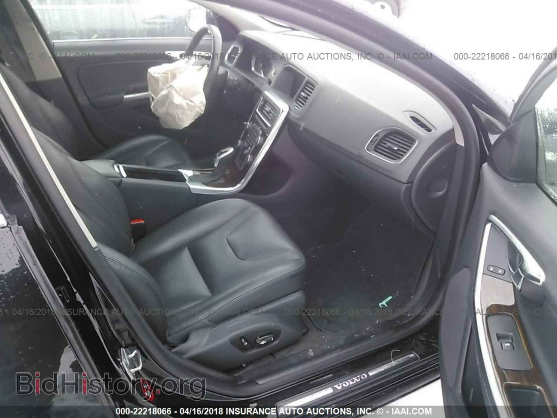 2015 Volvo S60 - VIN: YV126MFC2F2303725 - Фото 5