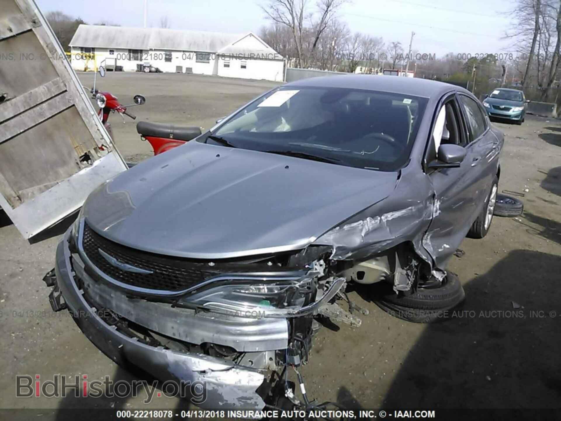 2016 Chrysler 200 - VIN: 1C3CCCAB8GN171344 - Photo 2