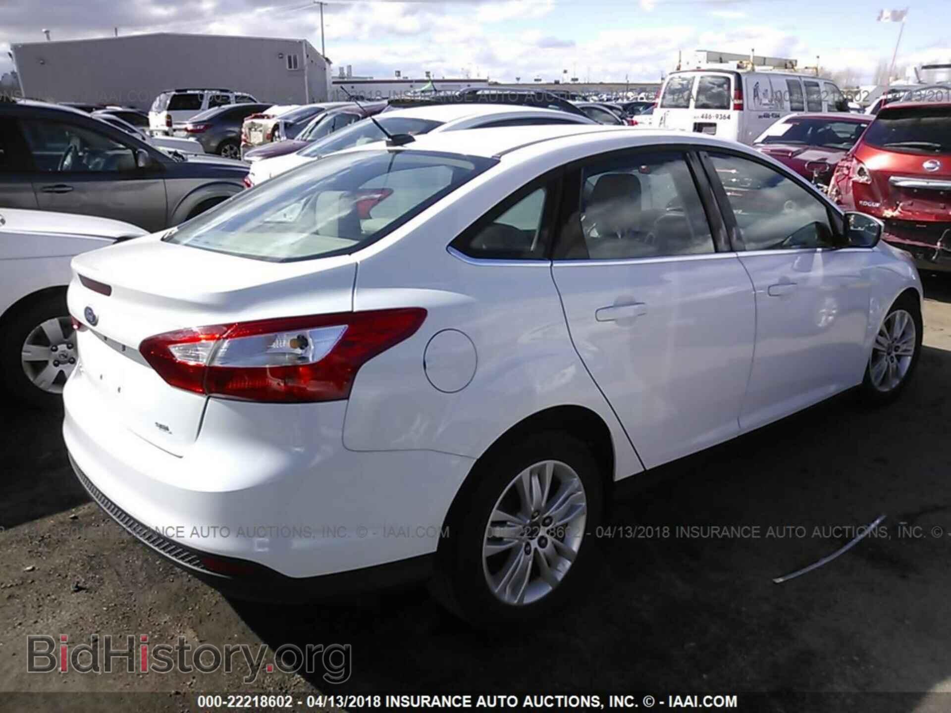 2012 Ford Focus - VIN: 1FAHP3H20CL324788 - Фото 4