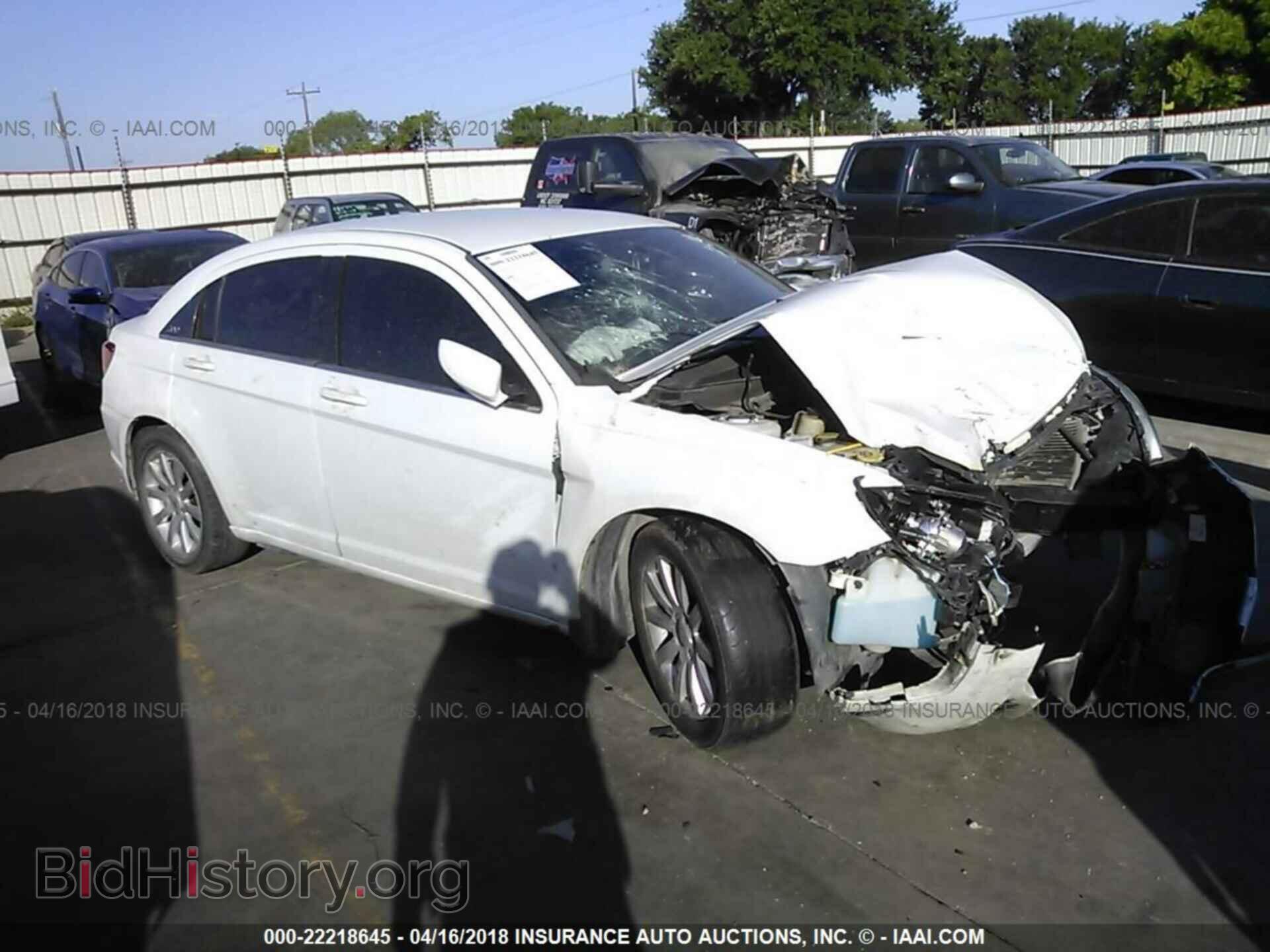 Фотография 1C3CCBBB7CN125216 - Chrysler 200 2012