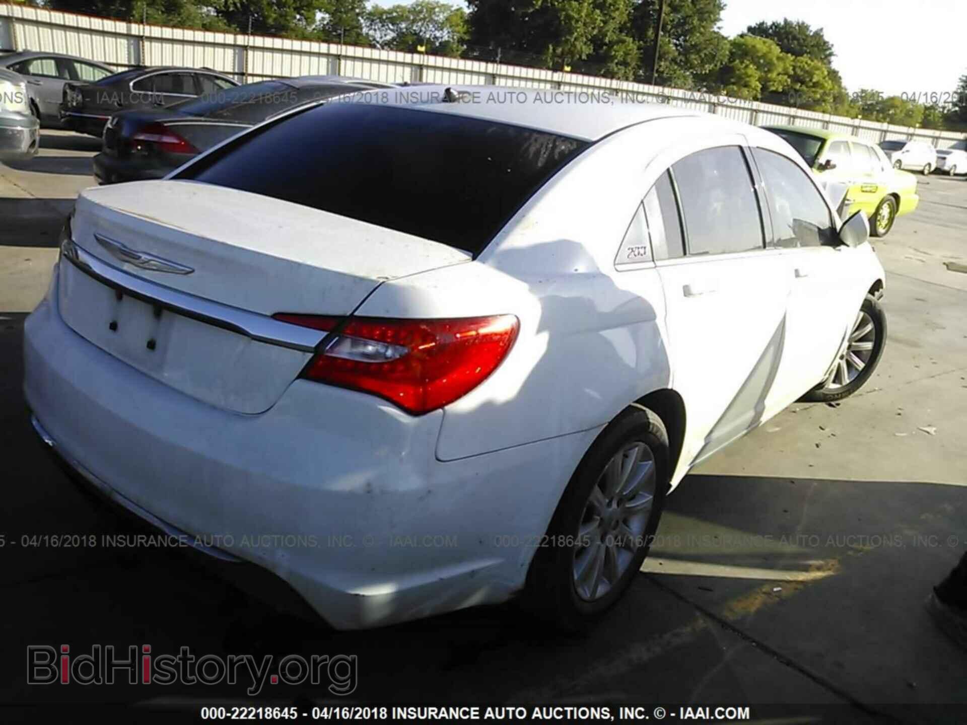 2012 Chrysler 200 - VIN: 1C3CCBBB7CN125216 - Фото 4