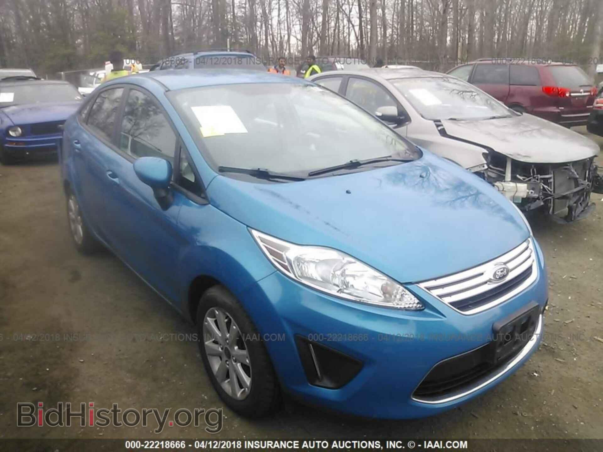 Photo 3FADP4BJ6CM215366 - Ford Fiesta 2012