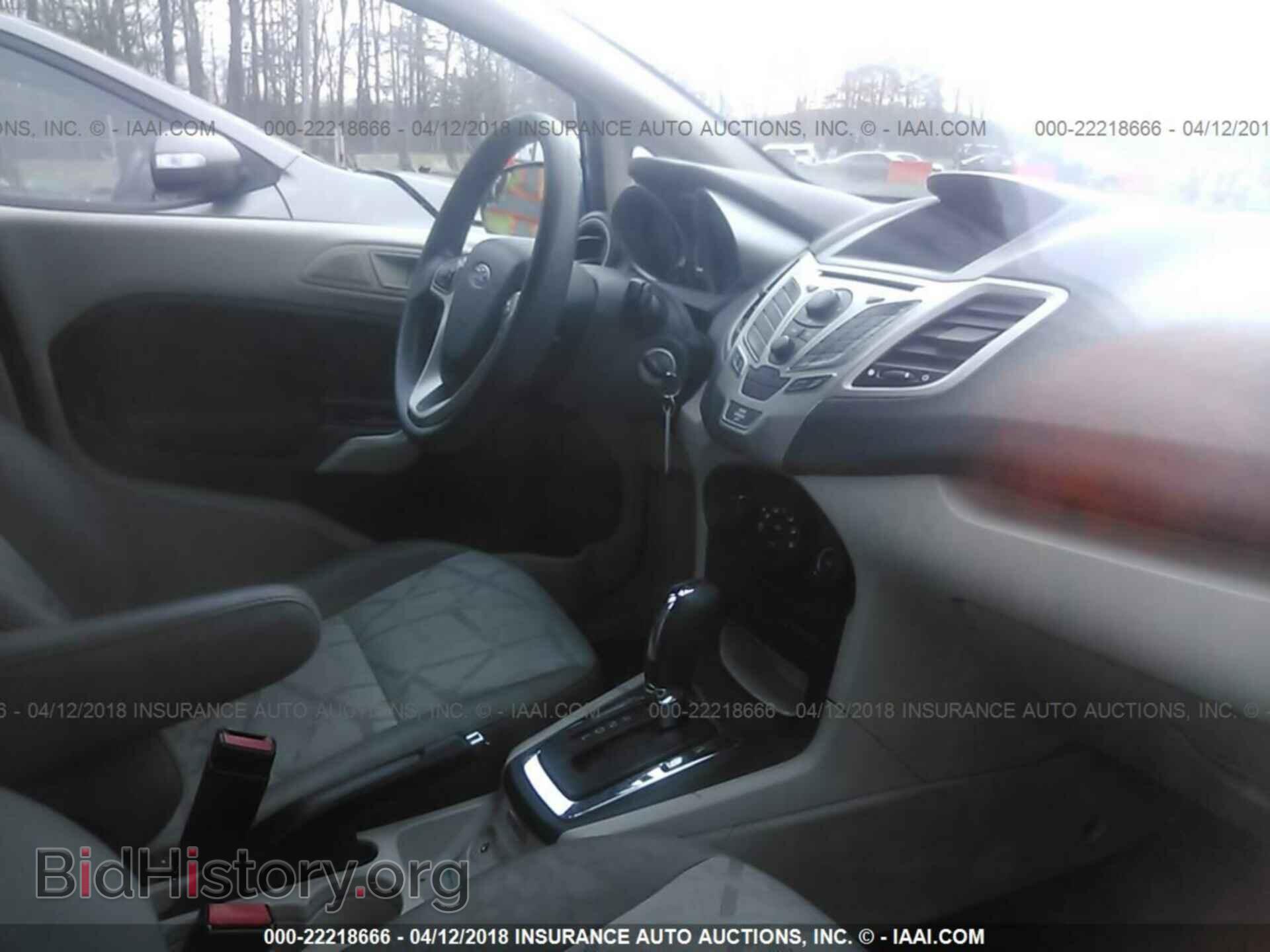 2012 Ford Fiesta - VIN: 3FADP4BJ6CM215366 - Photo 5