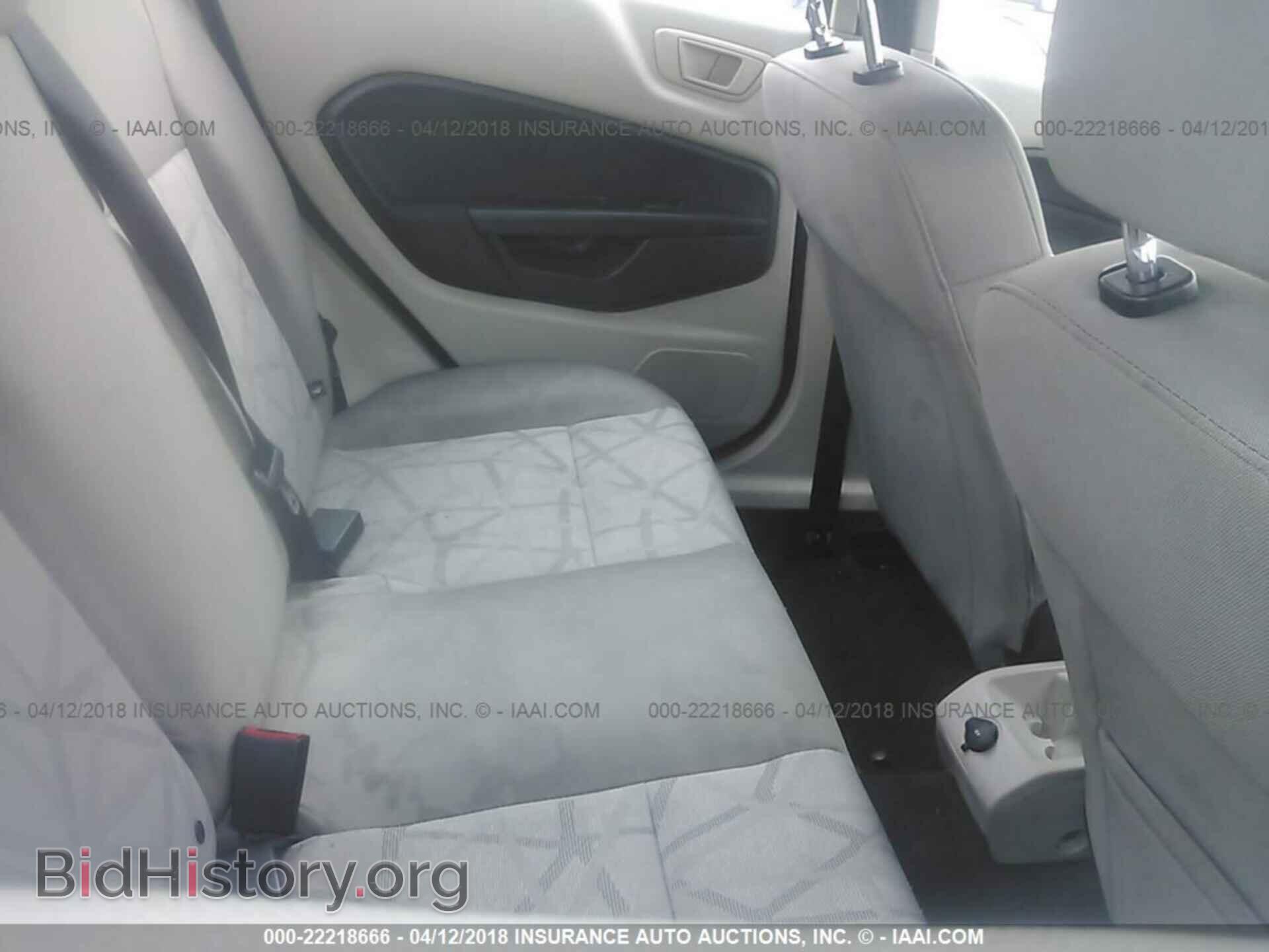2012 Ford Fiesta - VIN: 3FADP4BJ6CM215366 - Photo 8