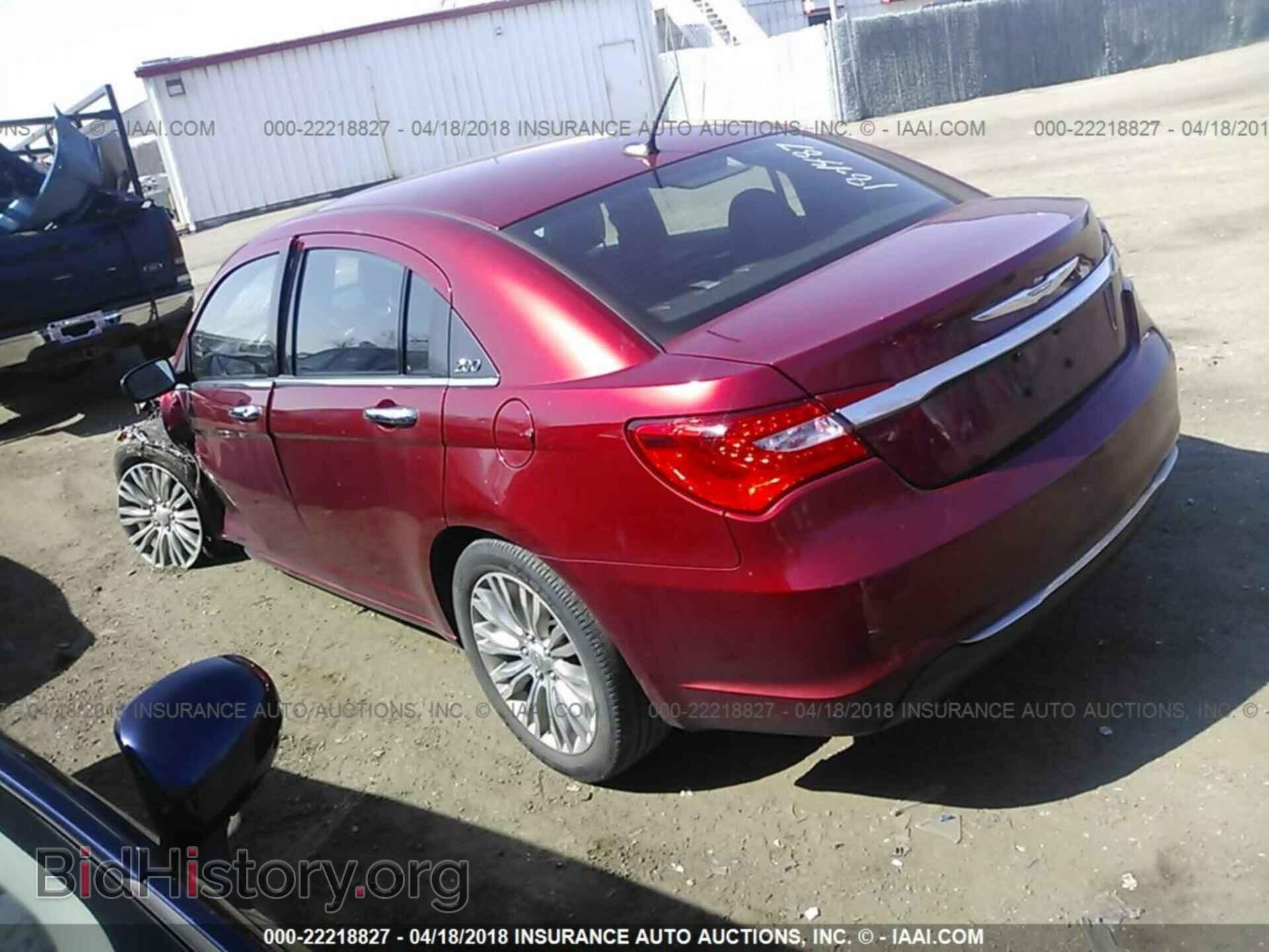 2013 Chrysler 200 - VIN: 1C3CCBCGXDN629433 - Фото 3