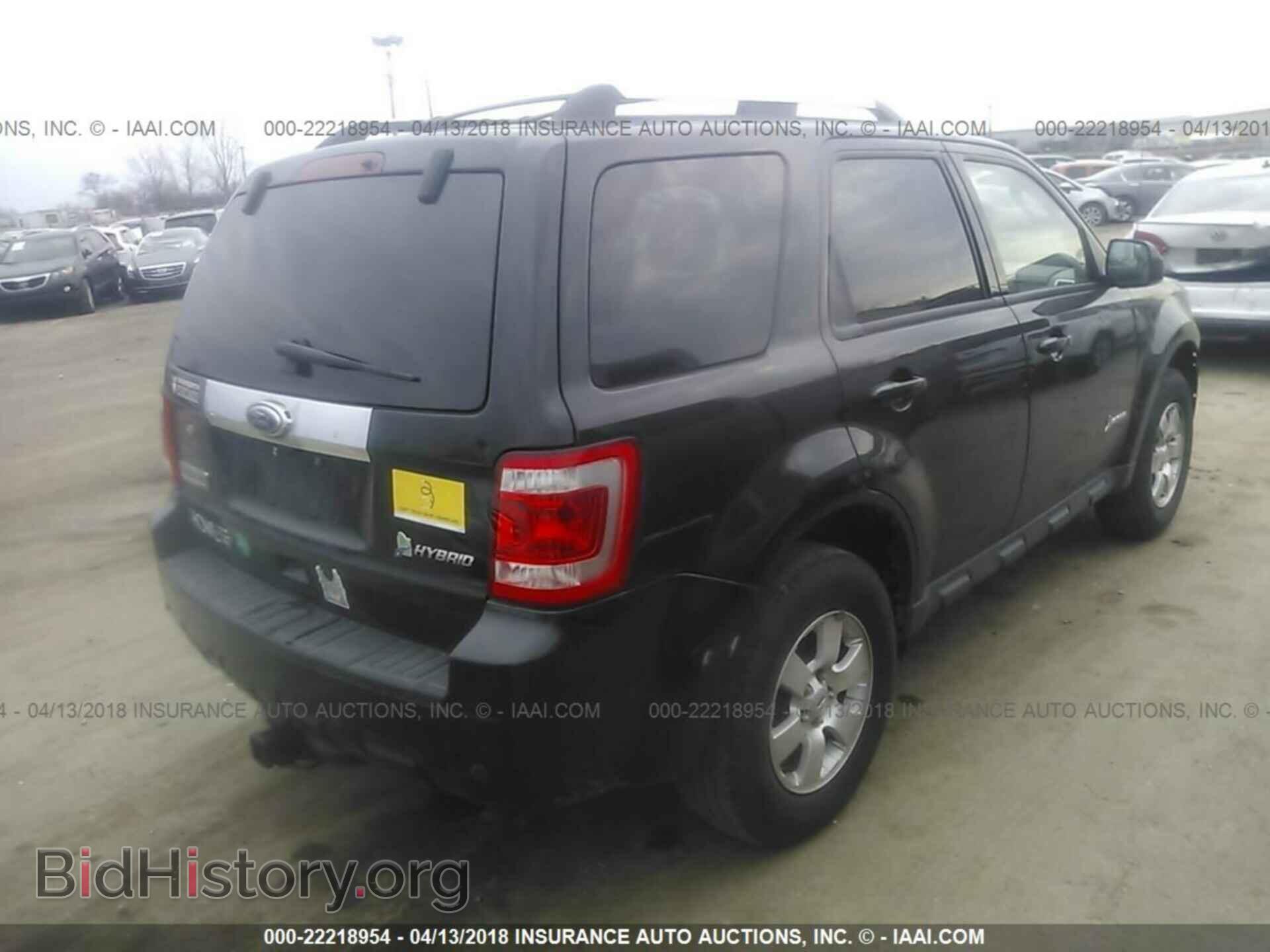 2011 Ford Escape - VIN: 1FMCU4K39BKA49782 - Фото 4