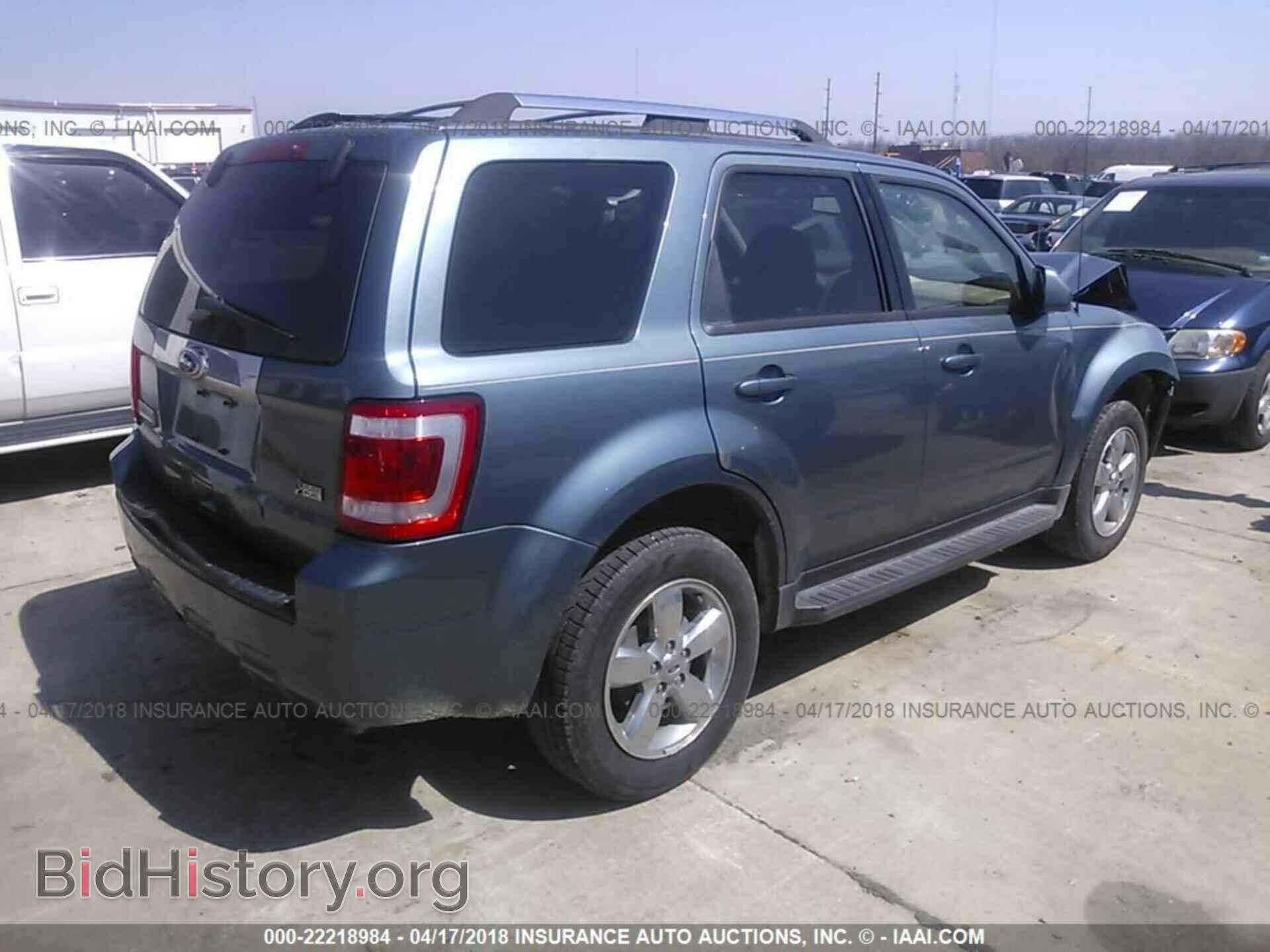 2012 Ford Escape - VIN: 1FMCU9EG7CKA48000 - Photo 4