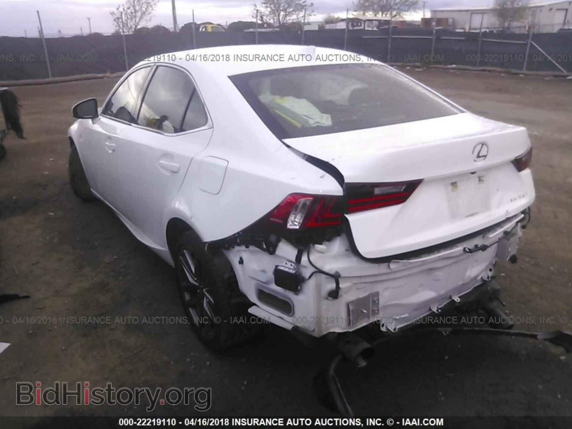2014 Lexus Is - VIN: JTHBE1D27E5012912 - Photo 3