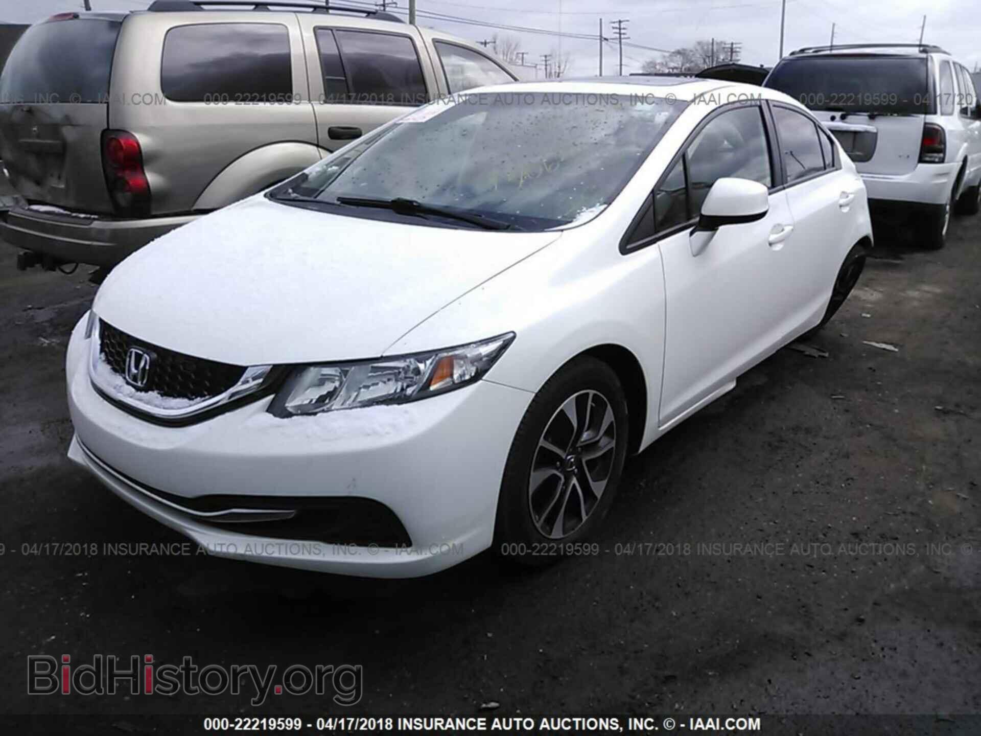 2013 Honda Civic - VIN: 19XFB2F86DE041825 - Фото 2
