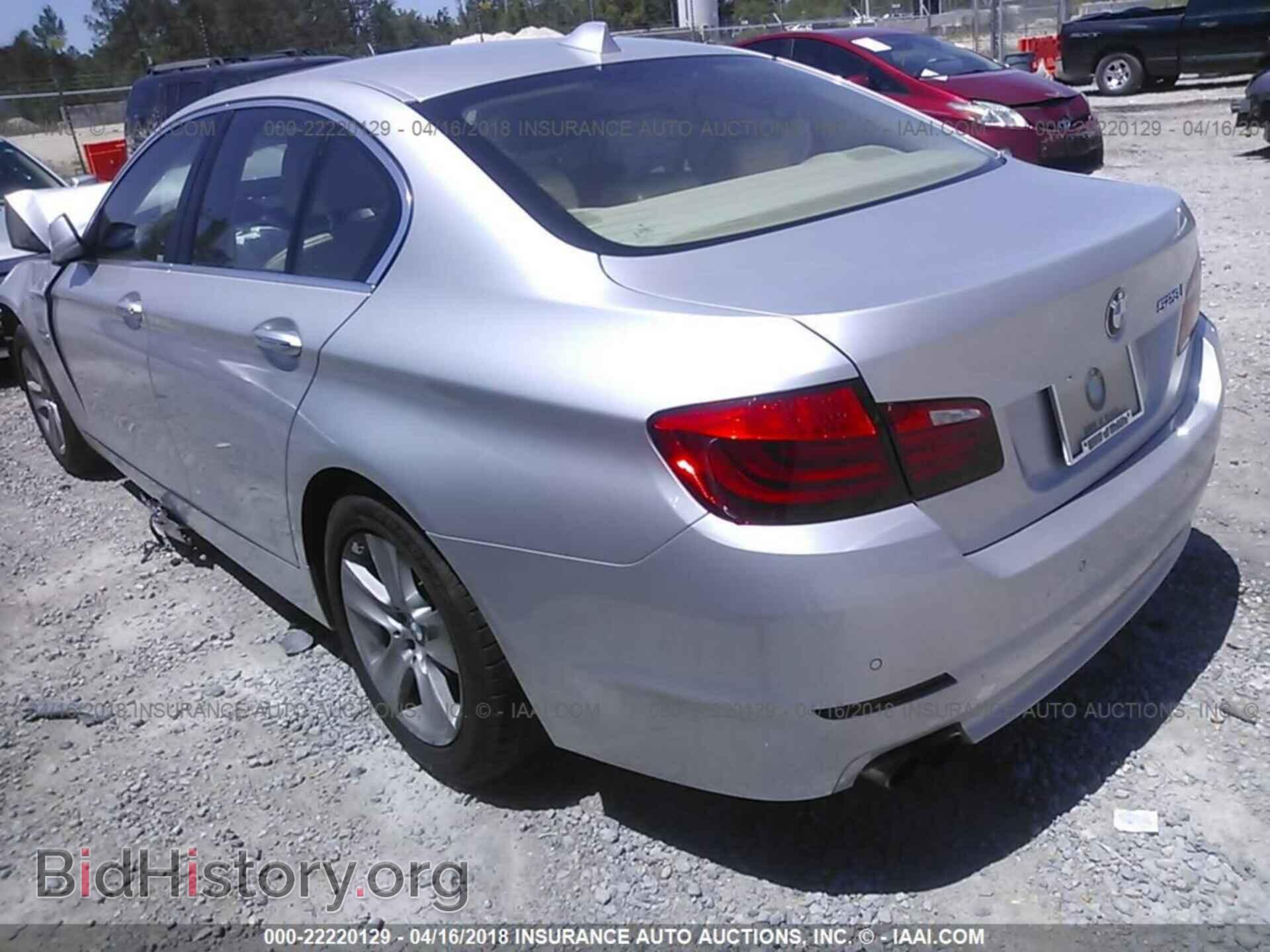 2012 BMW 528 - VIN: WBAXG5C54CDX02427 - Фото 3