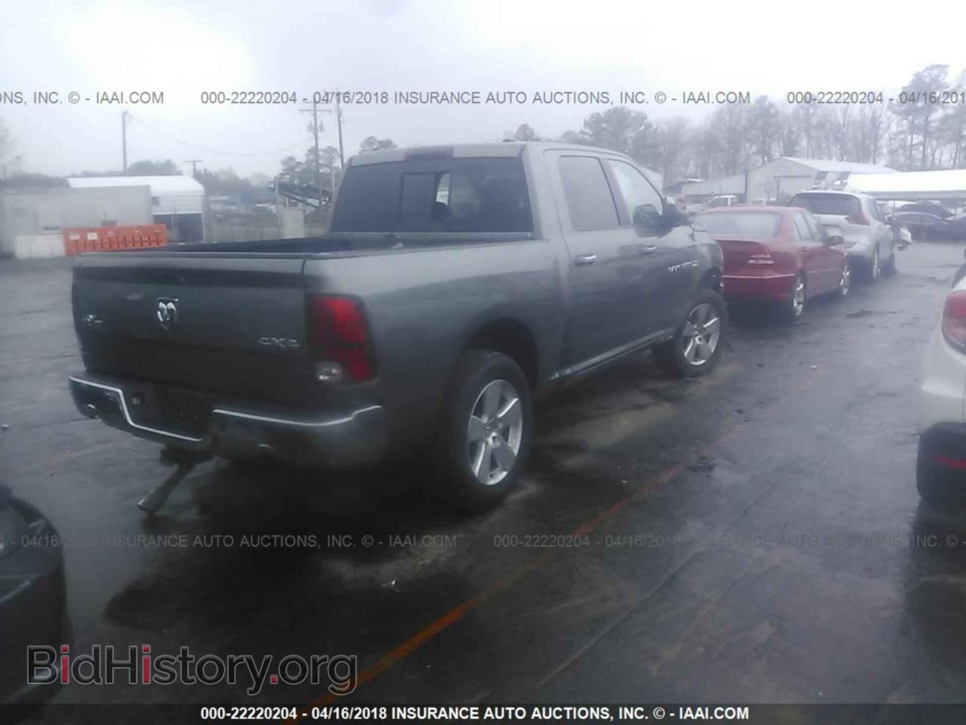 2012 Dodge Ram 1500 - VIN: 1C6RD7LT2CS114964 - Фото 4