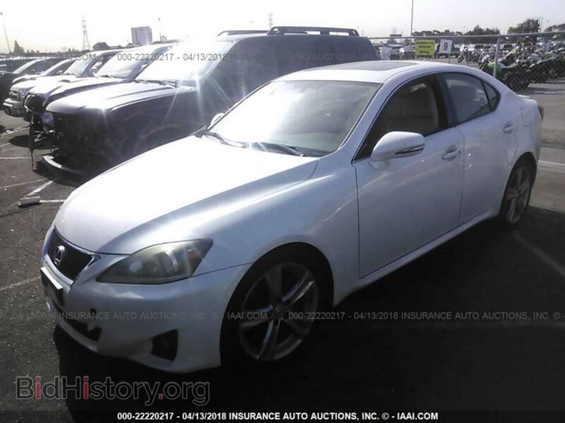 2011 Lexus IS (VIN JTHBF5C23B5144809) — photo 2 of 10