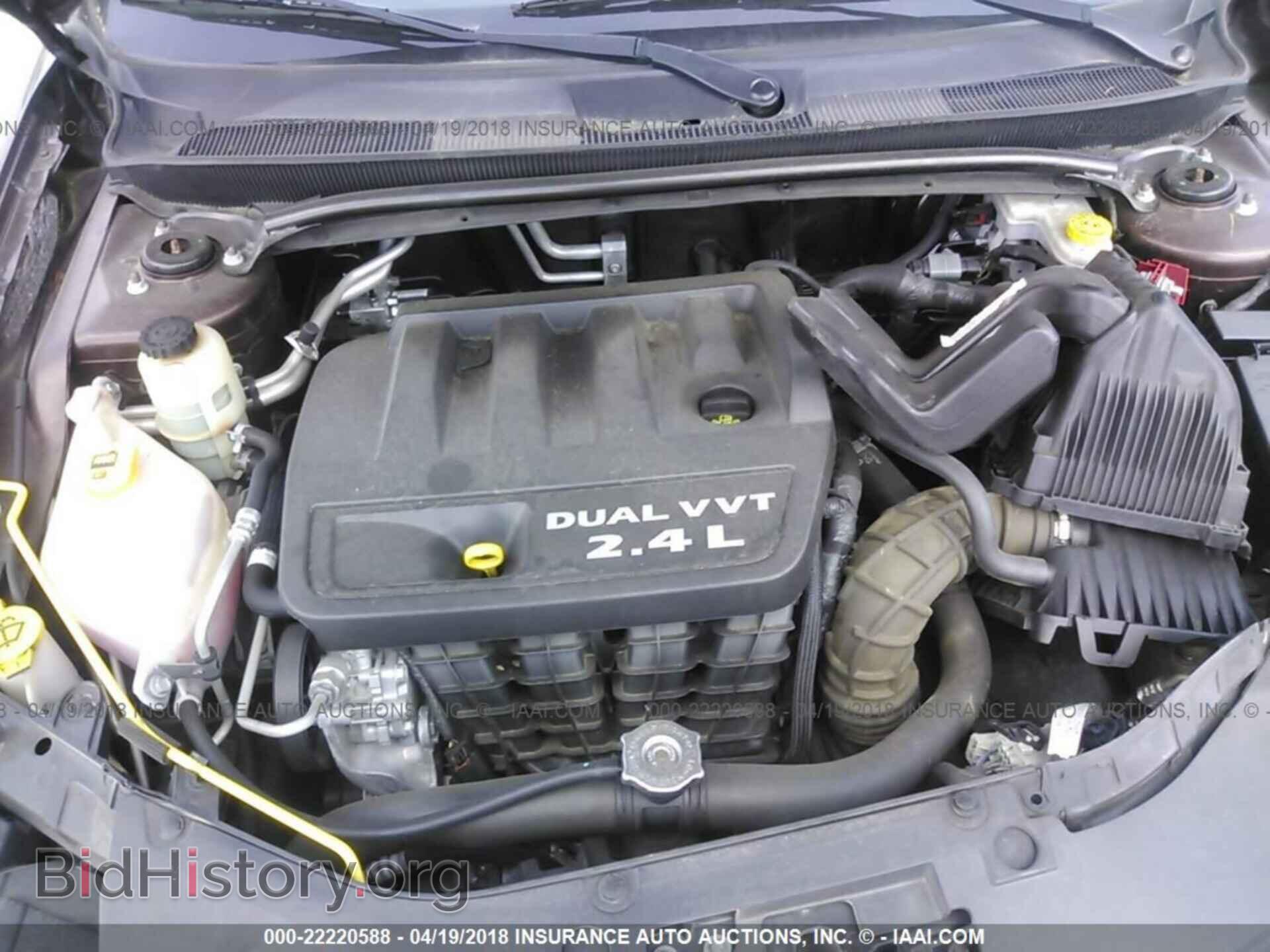 2013 Chrysler 200 - VIN: 1C3CCBBB8DN705799 - Photo 10