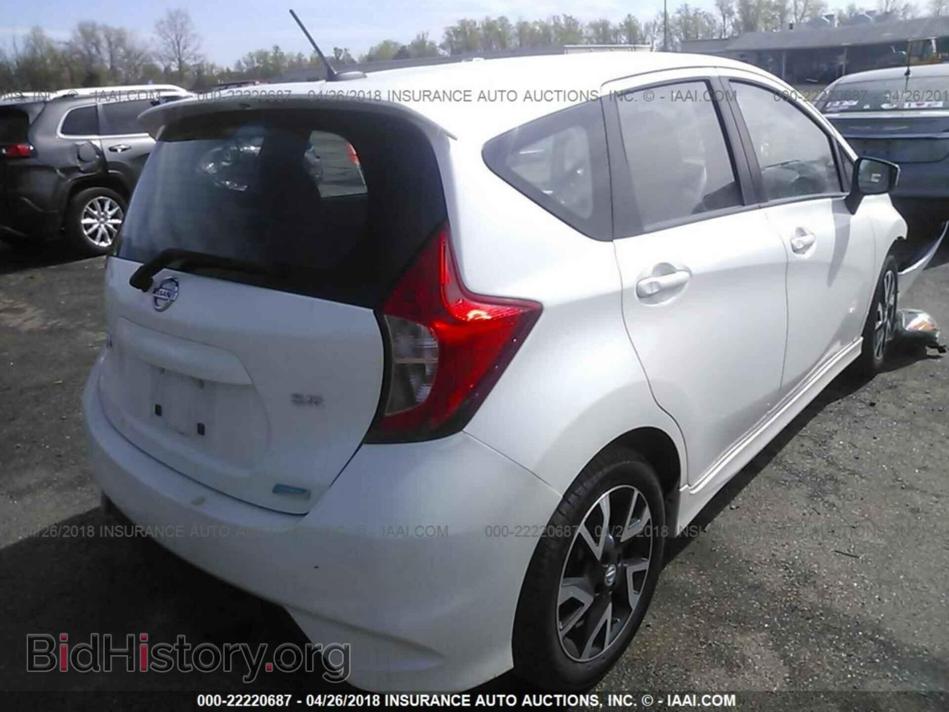 2015 Nissan Versa note - VIN: 3N1CE2CPXFL378361 - Фото 4