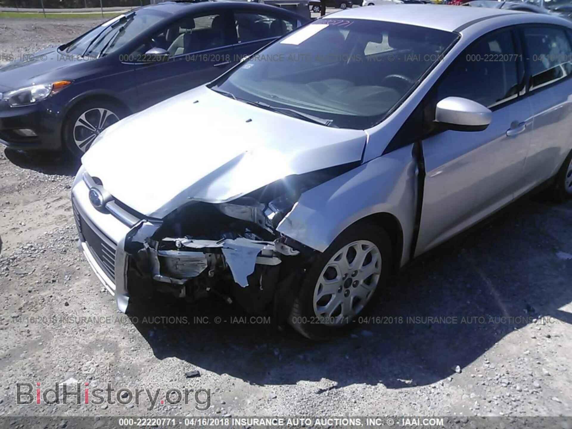 2012 Ford Focus - VIN: 1FAHP3F26CL192140 - Photo 6