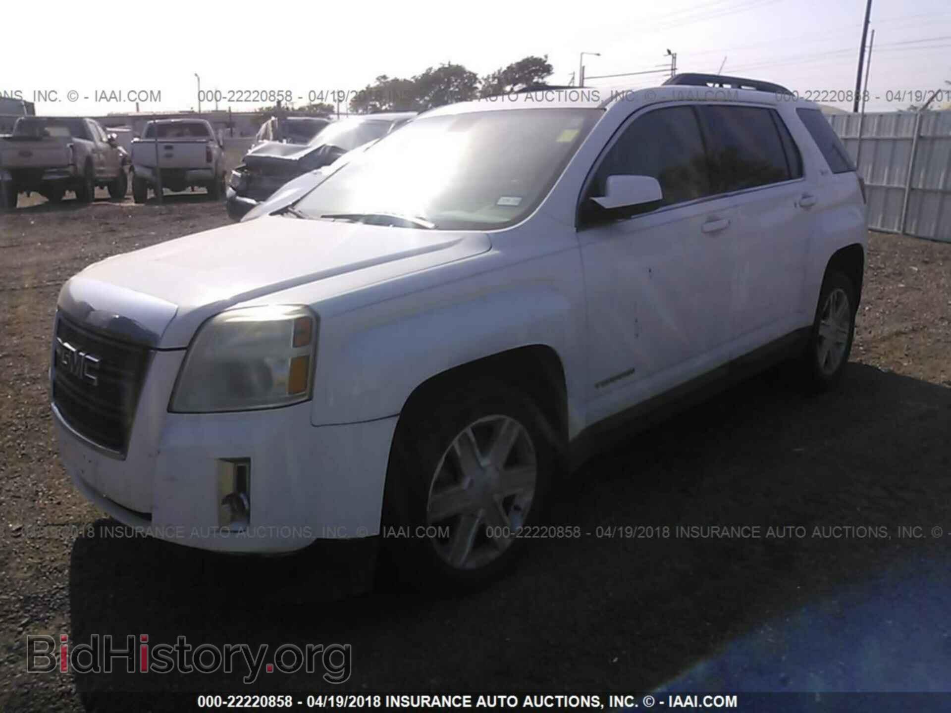 2011 Gmc Terrain - VIN: 2CTALUEC4B6363082 - Photo 2