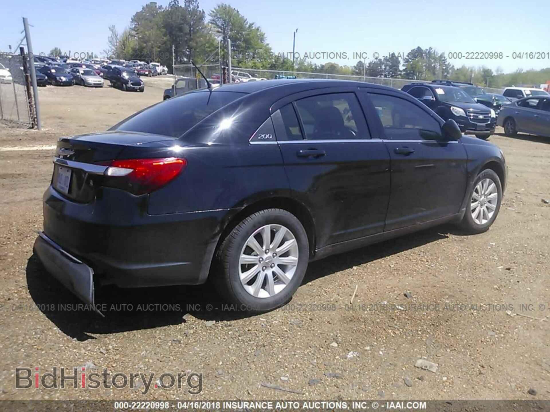 2013 Chrysler 200 - VIN: 1C3CCBBB6DN600369 - Photo 4