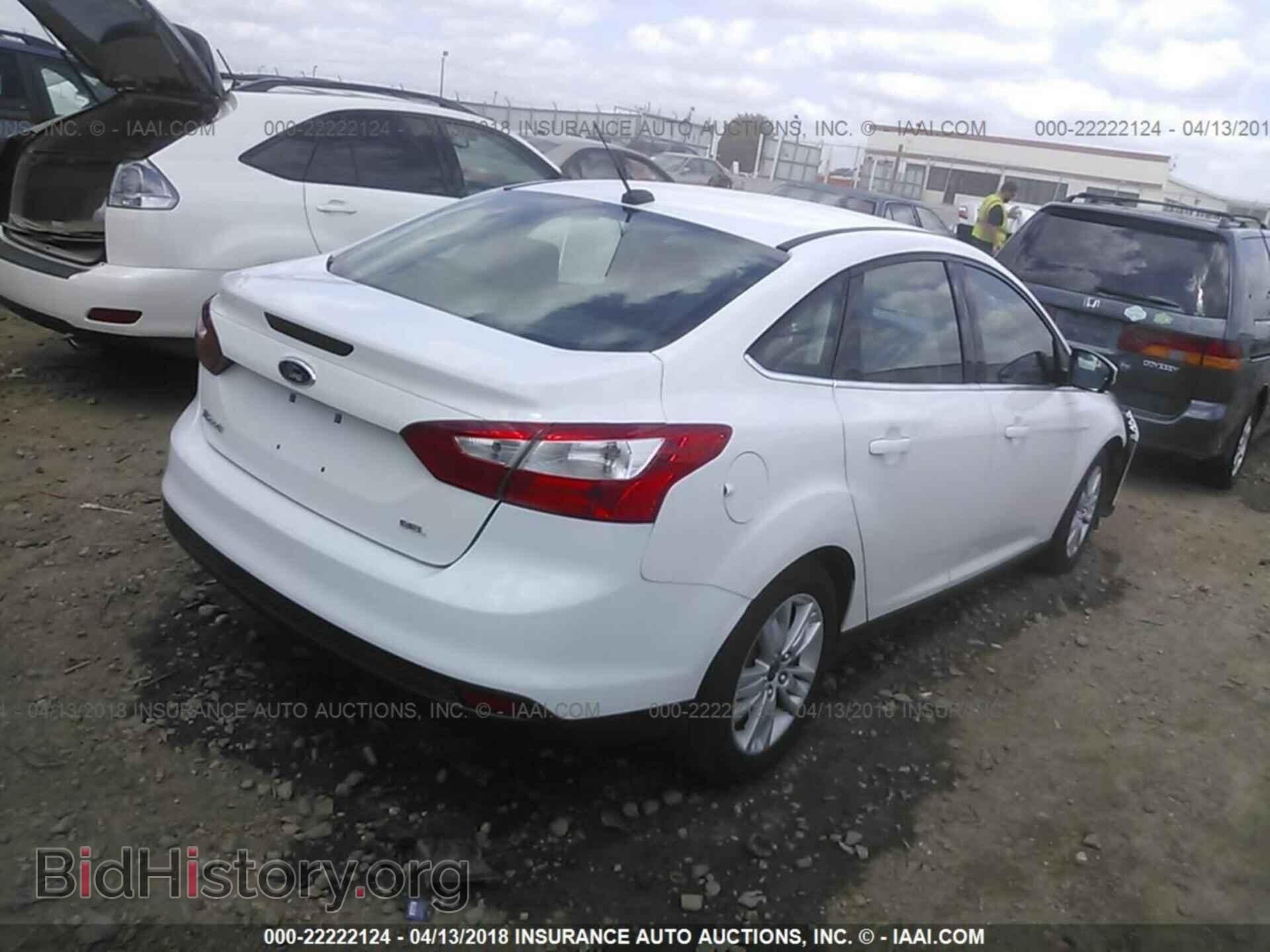 2012 Ford Focus - VIN: 1FAHP3H25CL325404 - Фото 4