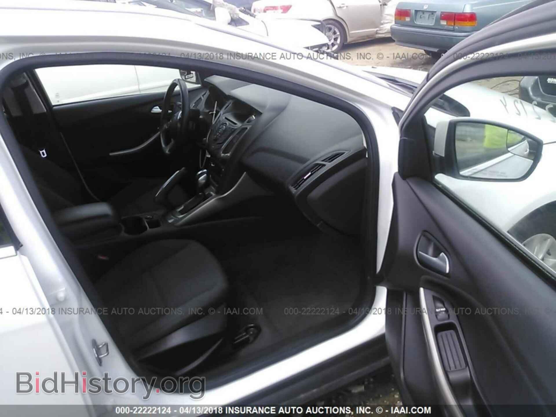 2012 Ford Focus - VIN: 1FAHP3H25CL325404 - Фото 5