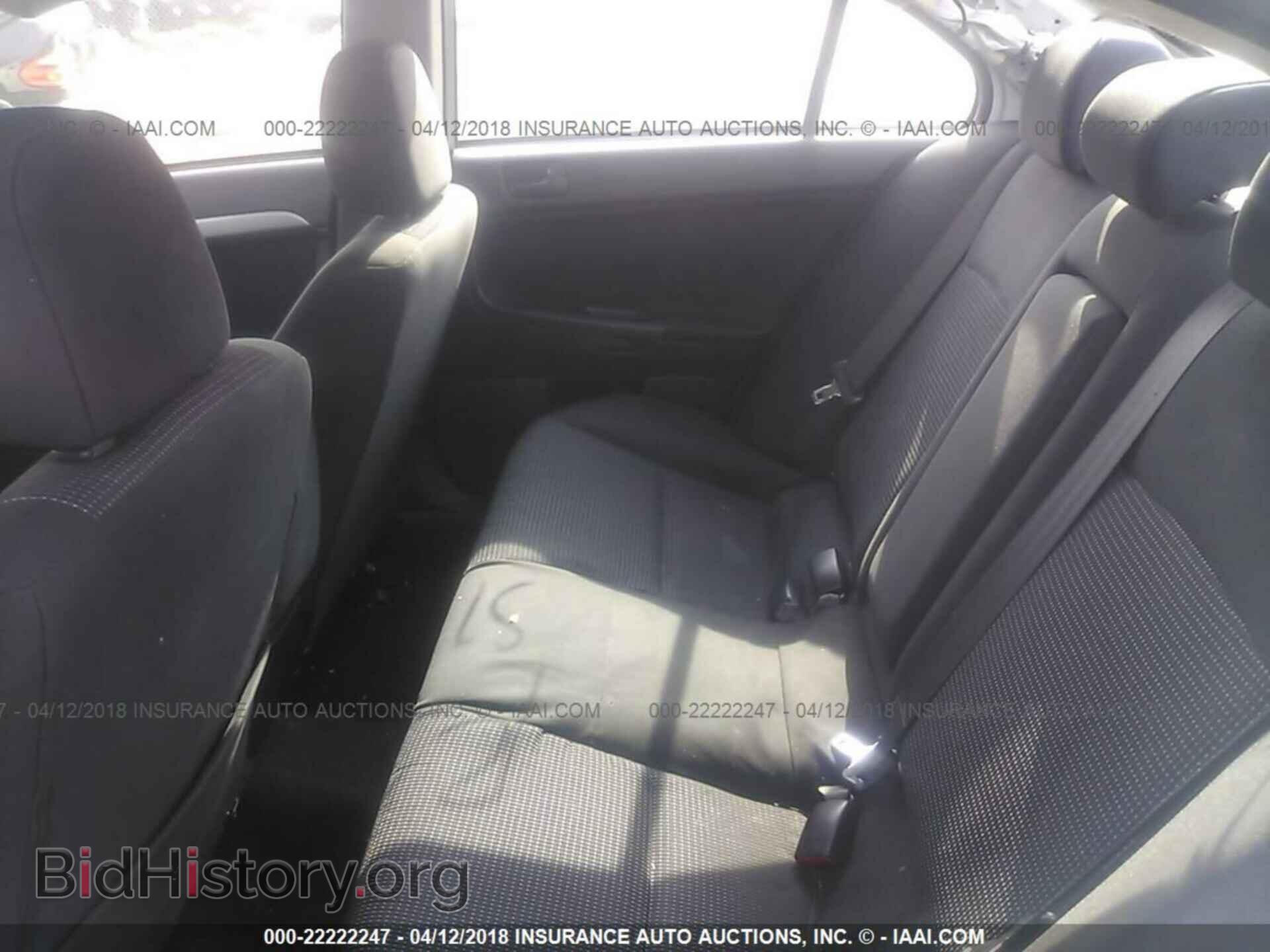 2011 Mitsubishi Lancer - VIN: JA32U2FU9BU001824 - Фото 8