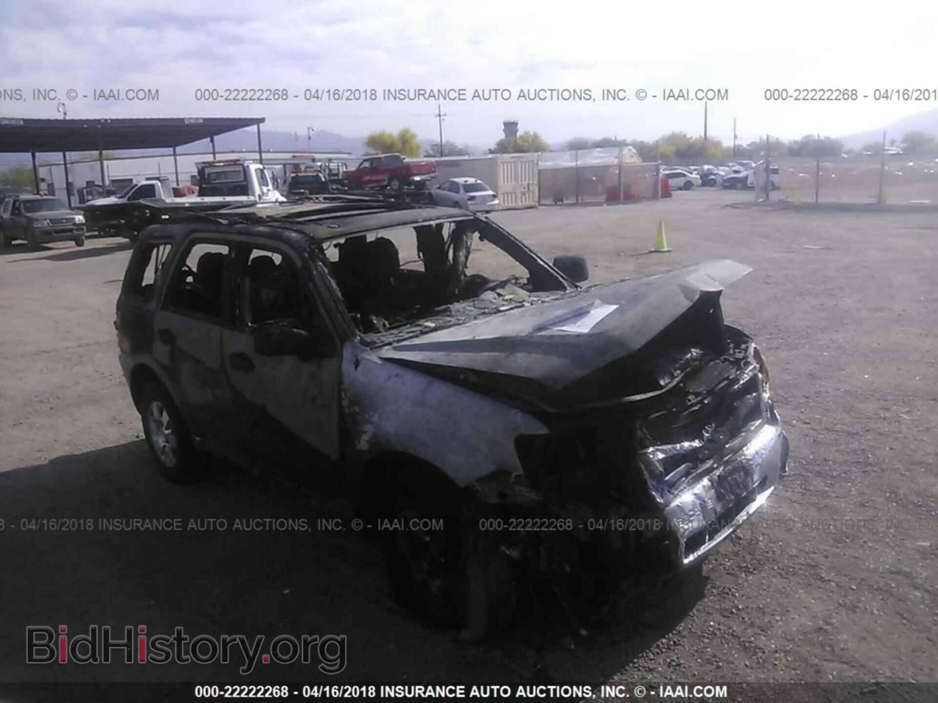 Photo 1FMCU0EG8CKC02225 - Ford Escape 2012