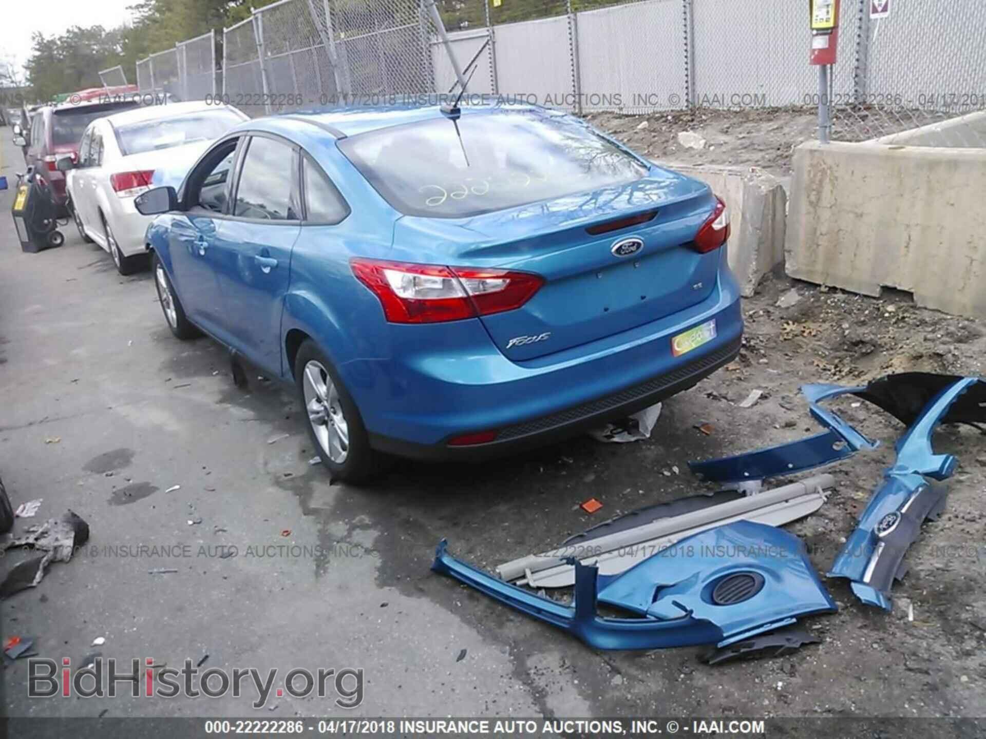 2014 Ford Focus - VIN: 1FADP3F28EL279331 - Photo 3