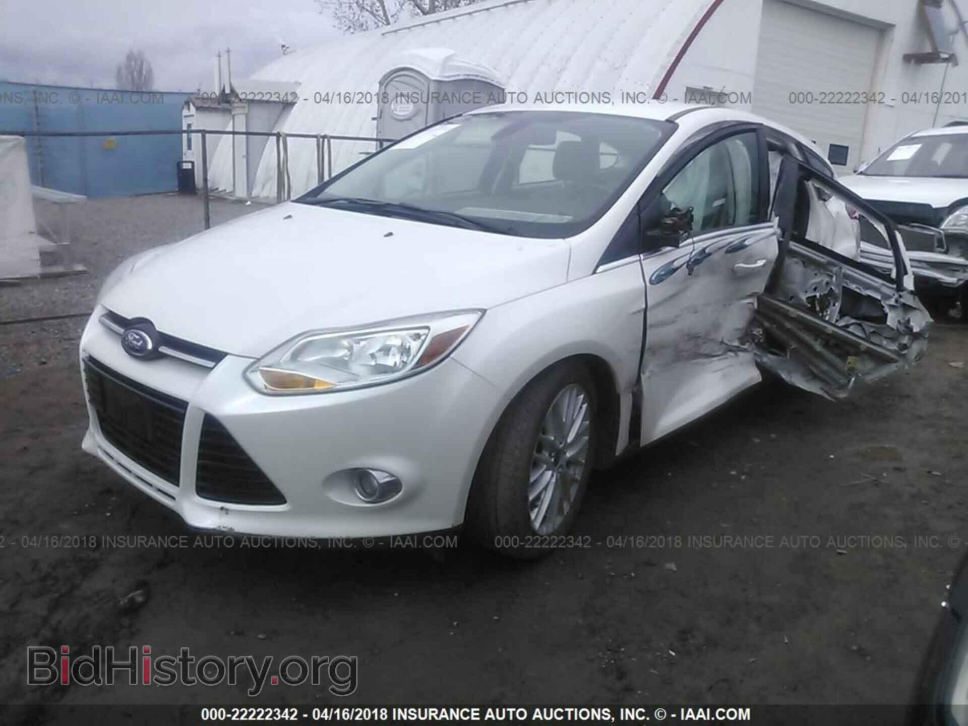 2012 Ford Focus - VIN: 1FAHP3M2XCL210545 - Photo 2