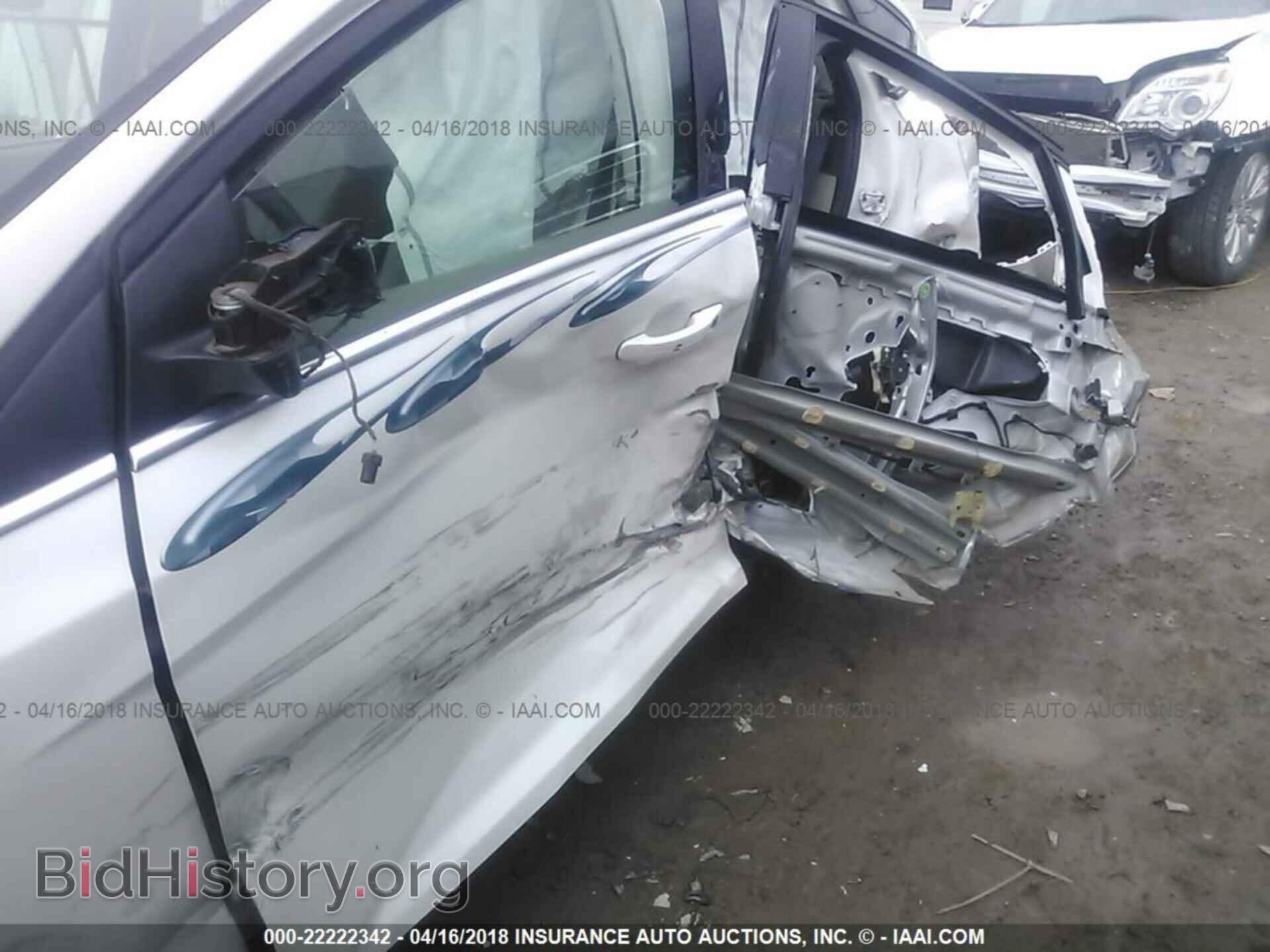 2012 Ford Focus - VIN: 1FAHP3M2XCL210545 - Photo 6