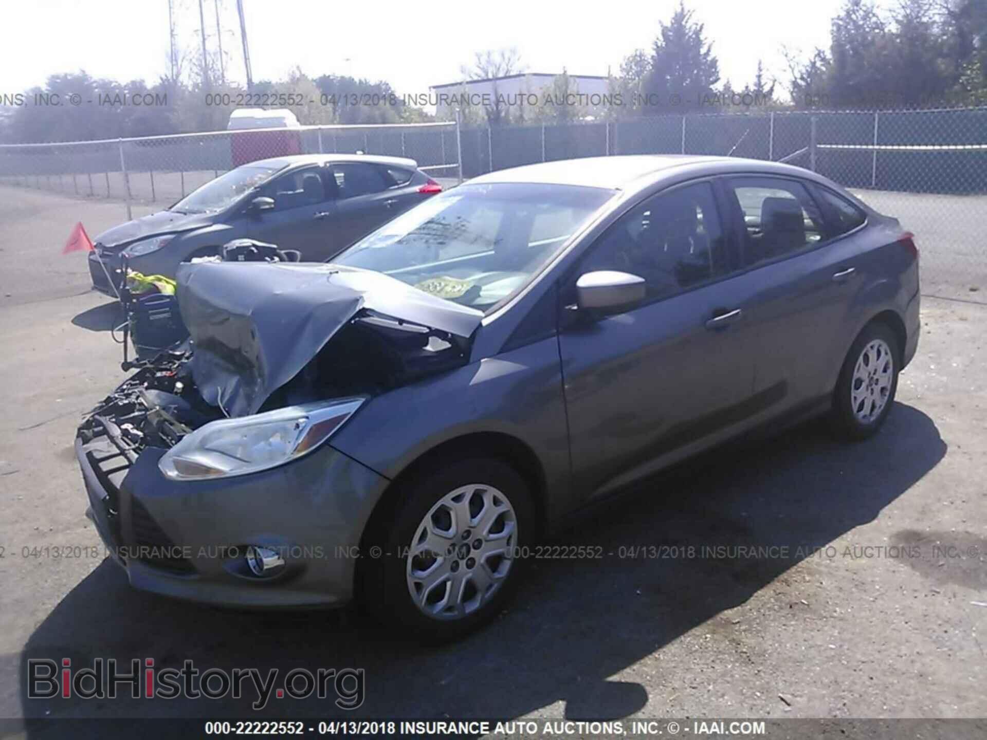 2012 Ford Focus - VIN: 1FAHP3F23CL162500 - Фото 2