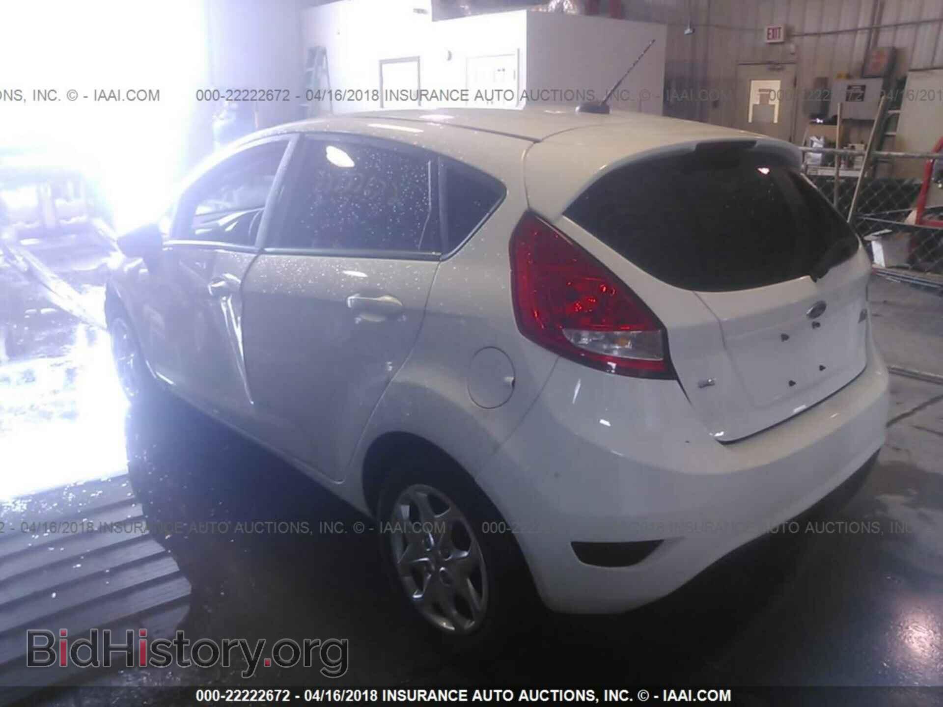 2013 Ford Fiesta - VIN: 3FADP4EJ9DM184286 - Фото 3